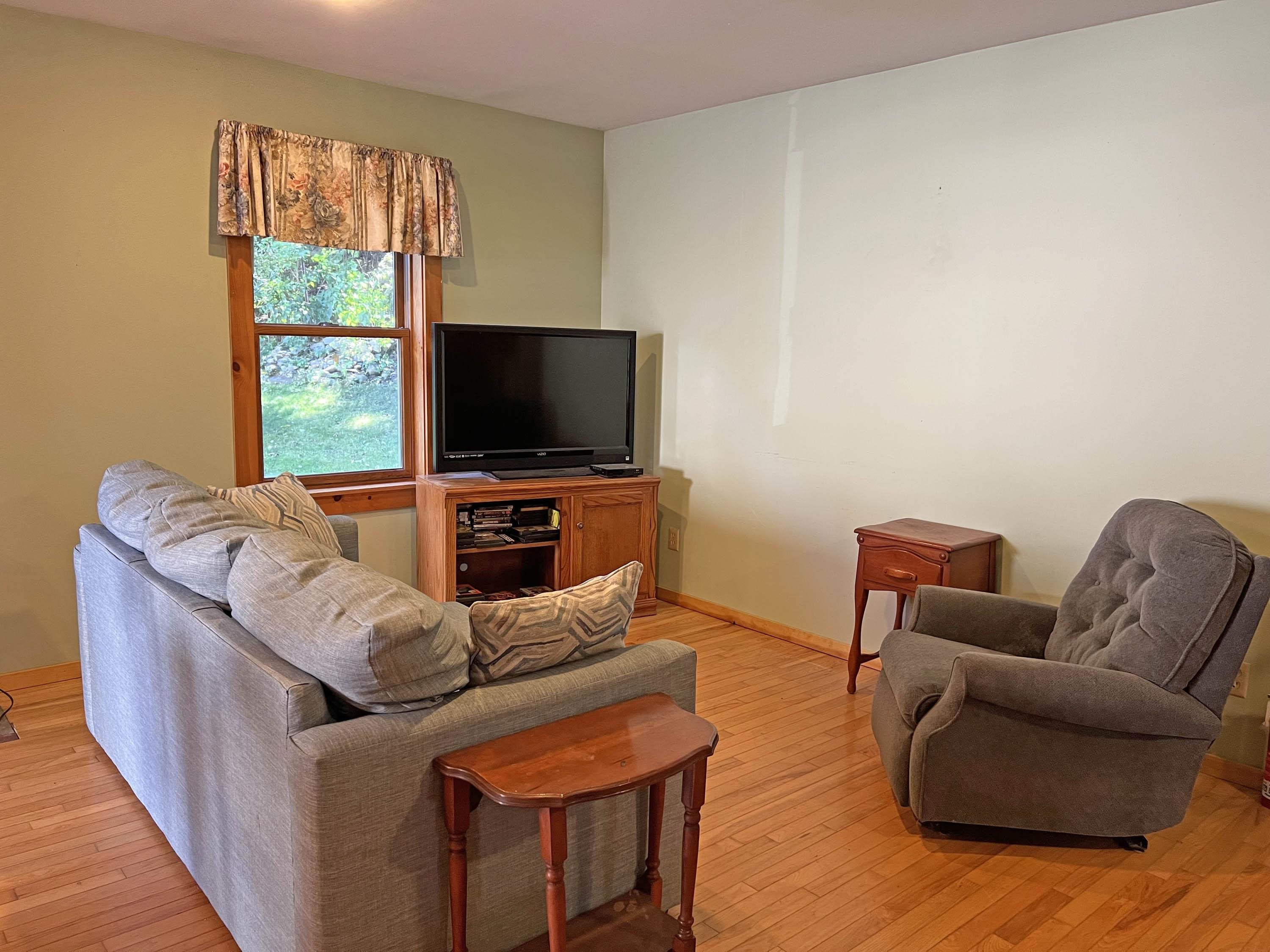 Photo 4 of Single family home for sale at 41 Organ St, Brattleboro, VT 05301 | MLS# 5109722 | Listing updated on 2026-09-14