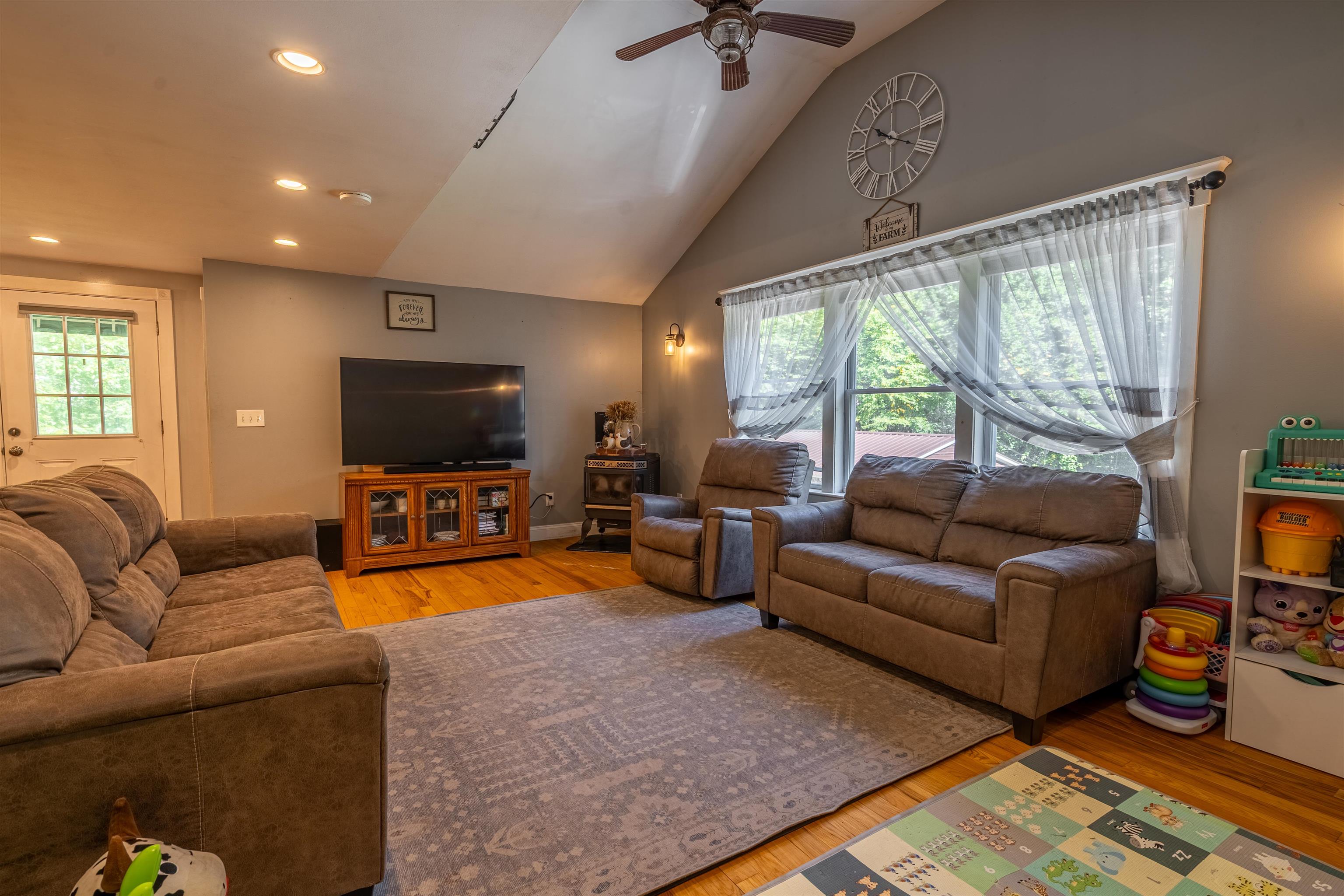 Photo 4 of Single family home for sale at 29 Gile Way, Lebanon, ME 04027 | MLS# 5109752 | Listing updated on 2026-09-18