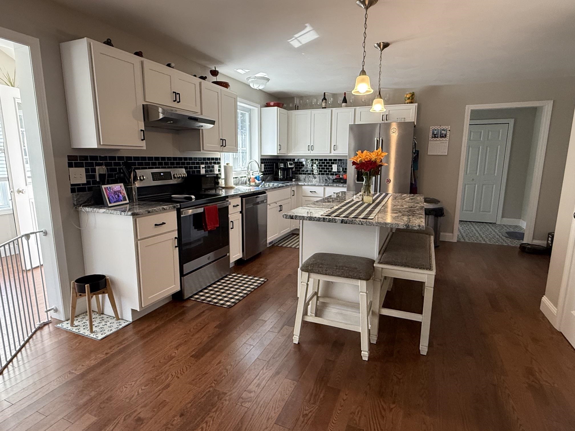 Photo 3 of Condo for sale at 87 Bentley Way, Manchester, NH 03102 | MLS# 5109791 | Listing updated on 2026-09-19