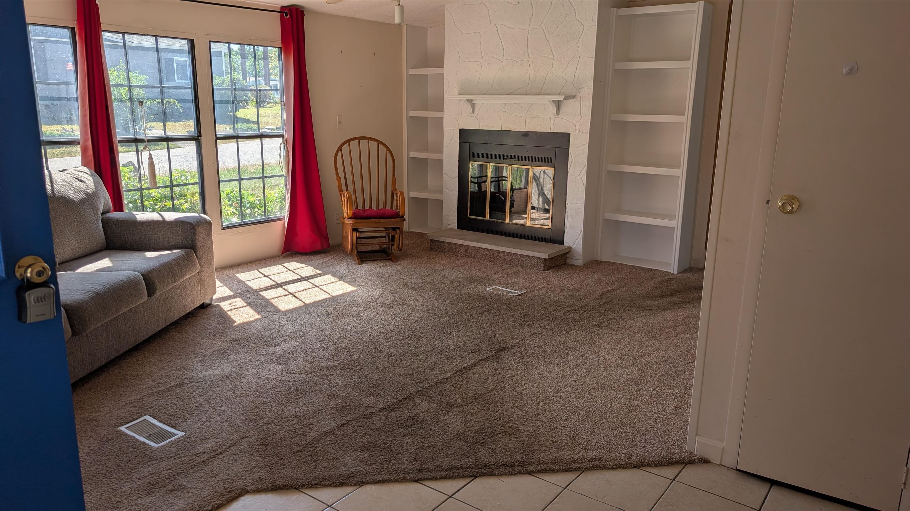 Photo 3 of Manufactured home for sale at 70 Rachael Cir, Goffstown, NH 03045 | MLS# 5109800 | Listing updated on 2026-09-16