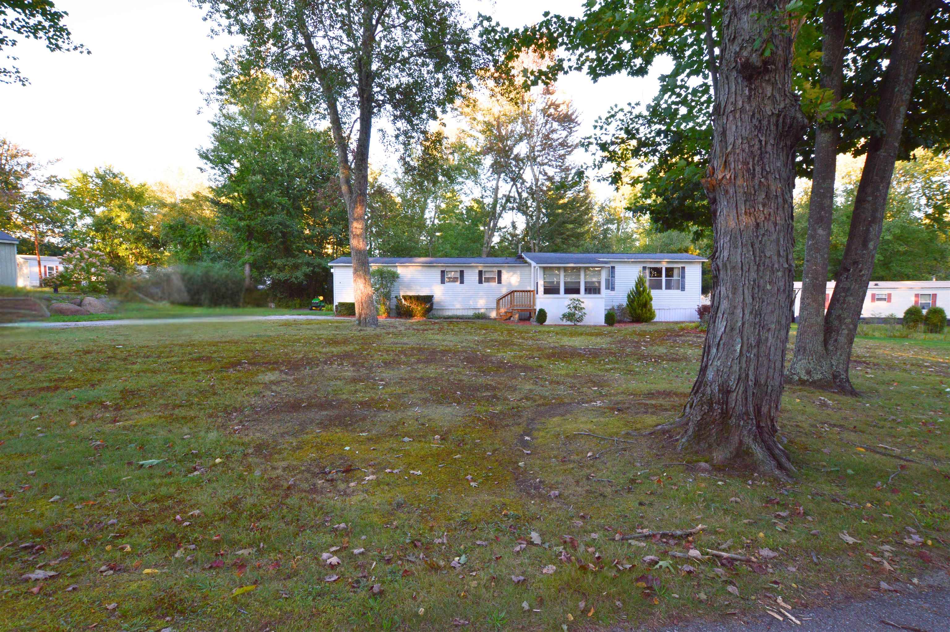 Photo 2 of Manufactured home for sale at 732 Concord Stage Rd #6, Weare, NH 03281 | MLS# 5109805 | Listing updated on 2026-09-24