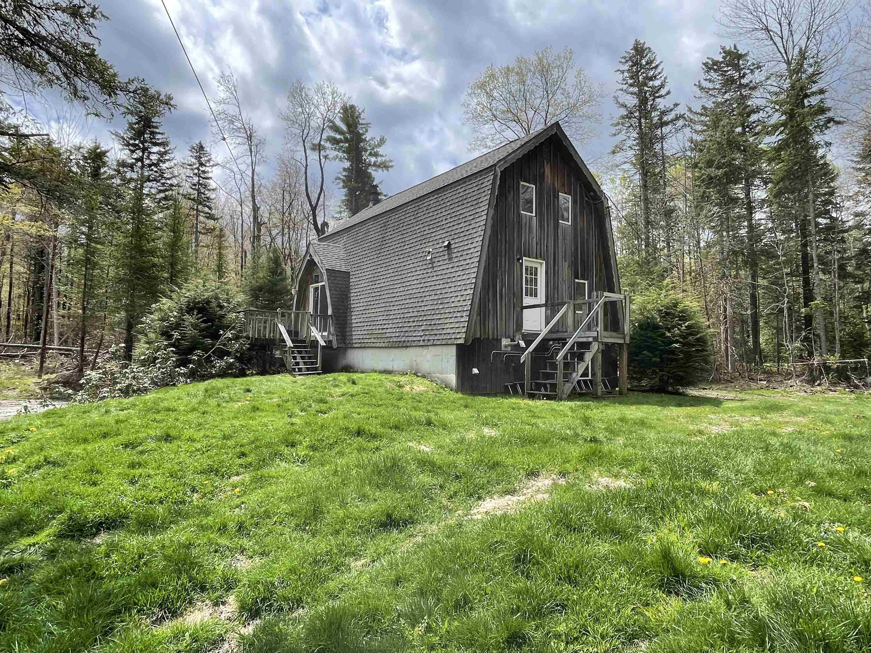 Photo 3 of Single family home for sale at 33 Forrest Ln, Newfane, VT 05345 | MLS# 5109814 | Listing updated on 2026-09-17