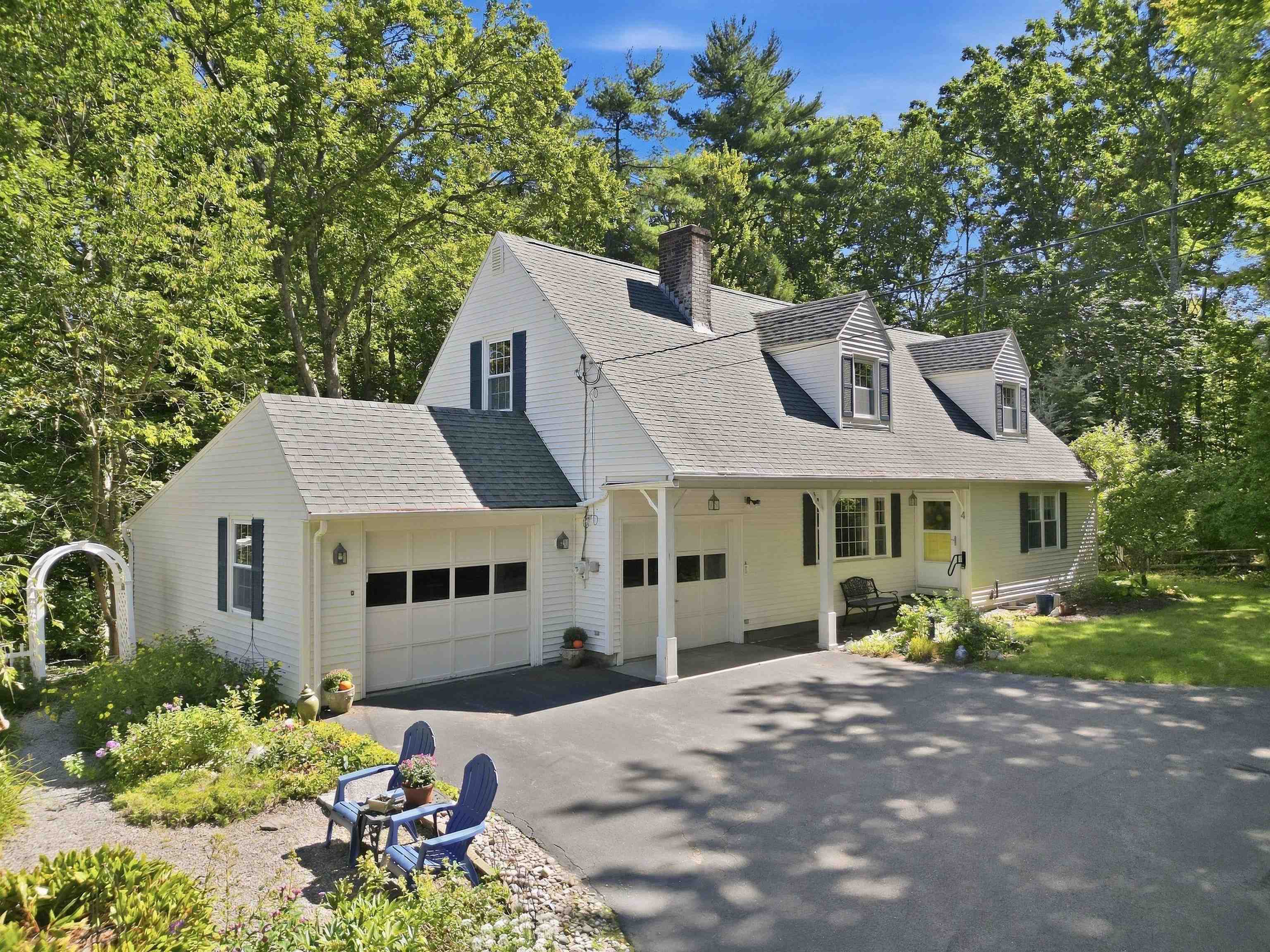 Photo 2 of Single family home for sale at 4 Clough St, Bow, NH 03304 | MLS# 5109832 | Listing updated on 2026-09-18