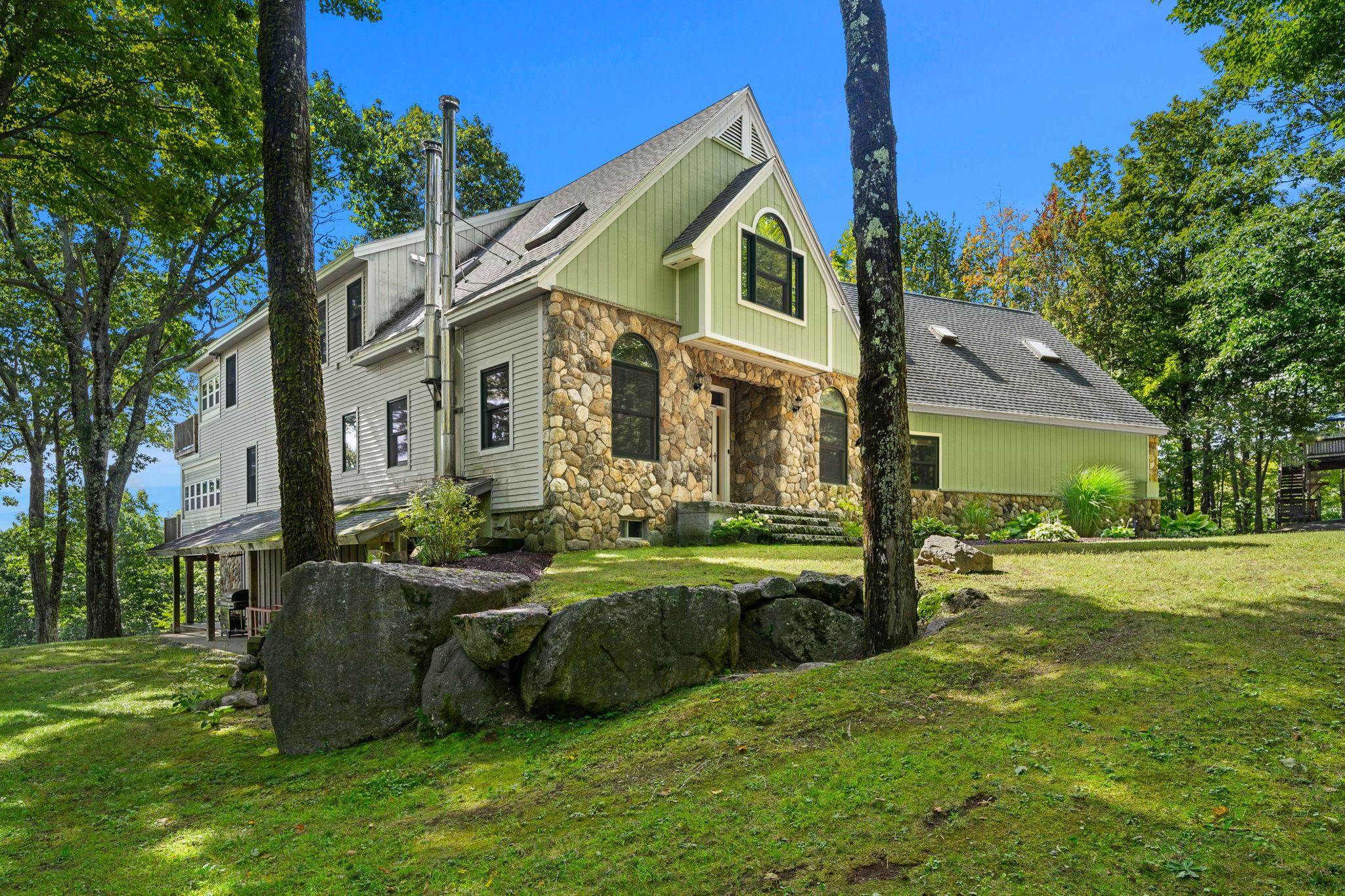 Photo 4 of Single family home for sale at 67 Old Post Rd, Newbury, NH 03255 | MLS# 5109855 | Listing updated on 2026-09-15