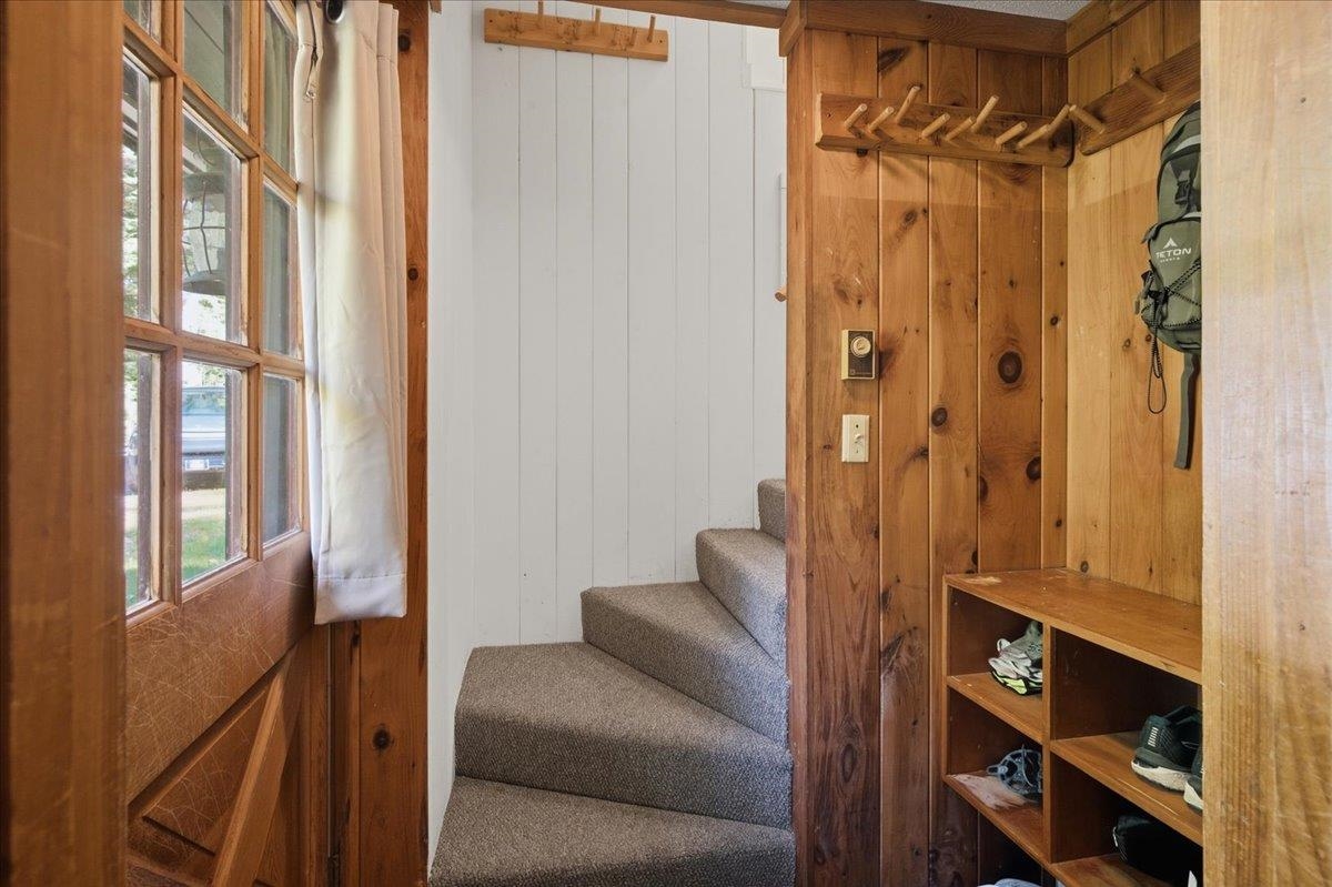 Photo 3 of Single family home for sale at 14 Roberts Rd, Londonderry, VT 05148 | MLS# 5109858 | Listing updated on 2026-09-15