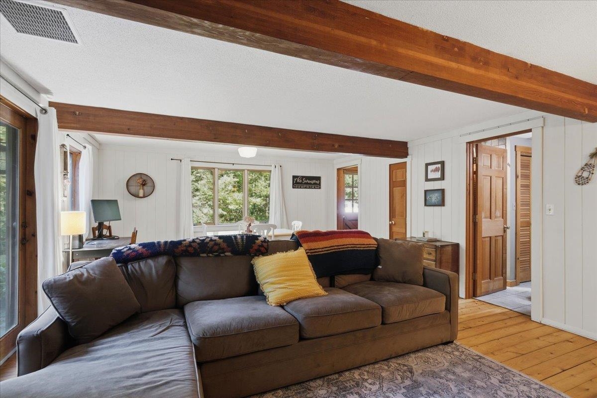 Photo 3 of Single family home for sale at 14 Roberts Rd, Londonderry, VT 05148 | MLS# 5109858 | Listing updated on 2026-09-15