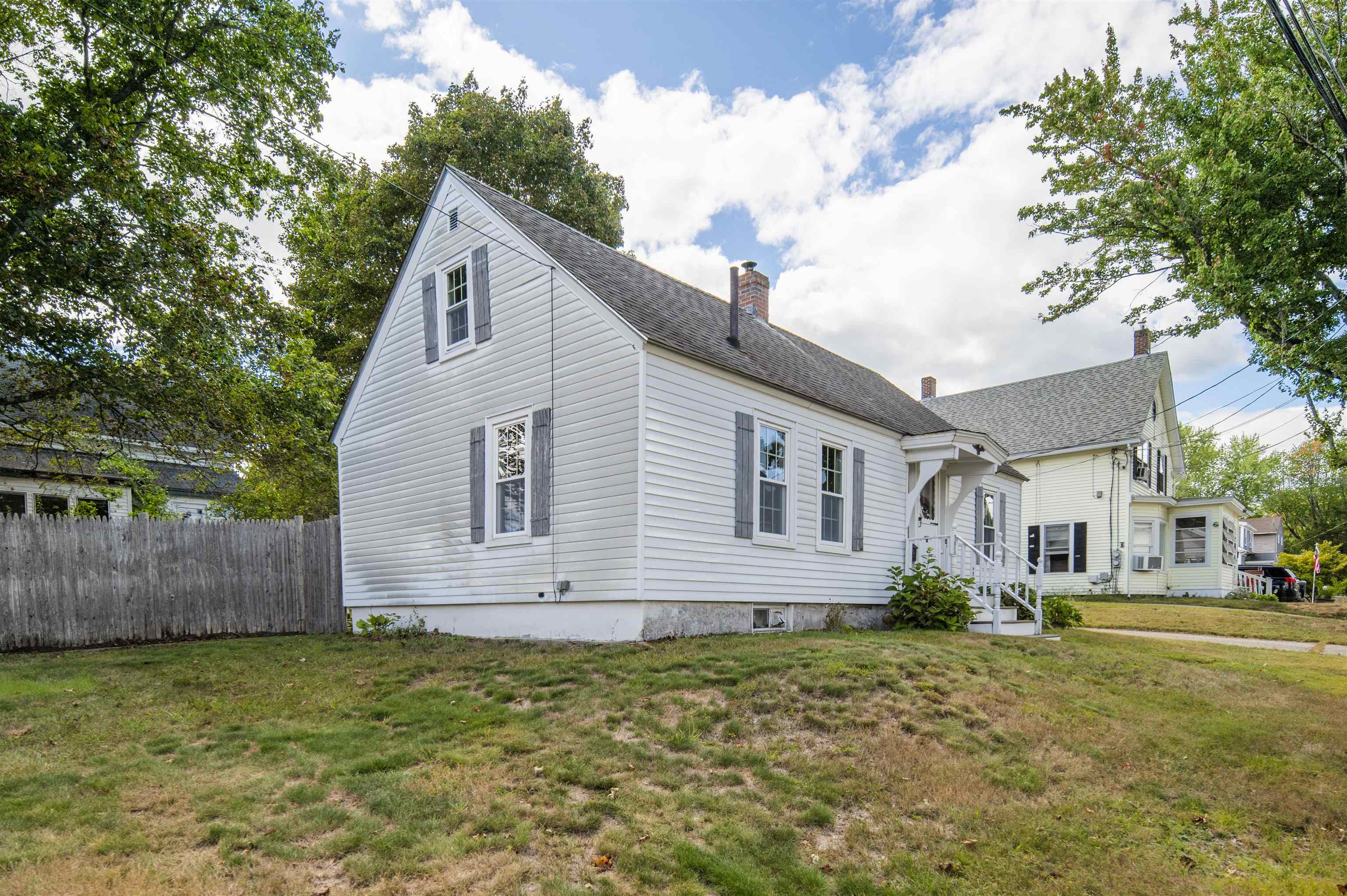 Photo 3 of Single family home for sale at 10 Sylvain St, Rochester, NH 03867 | MLS# 5109863 | Listing updated on 2026-09-16