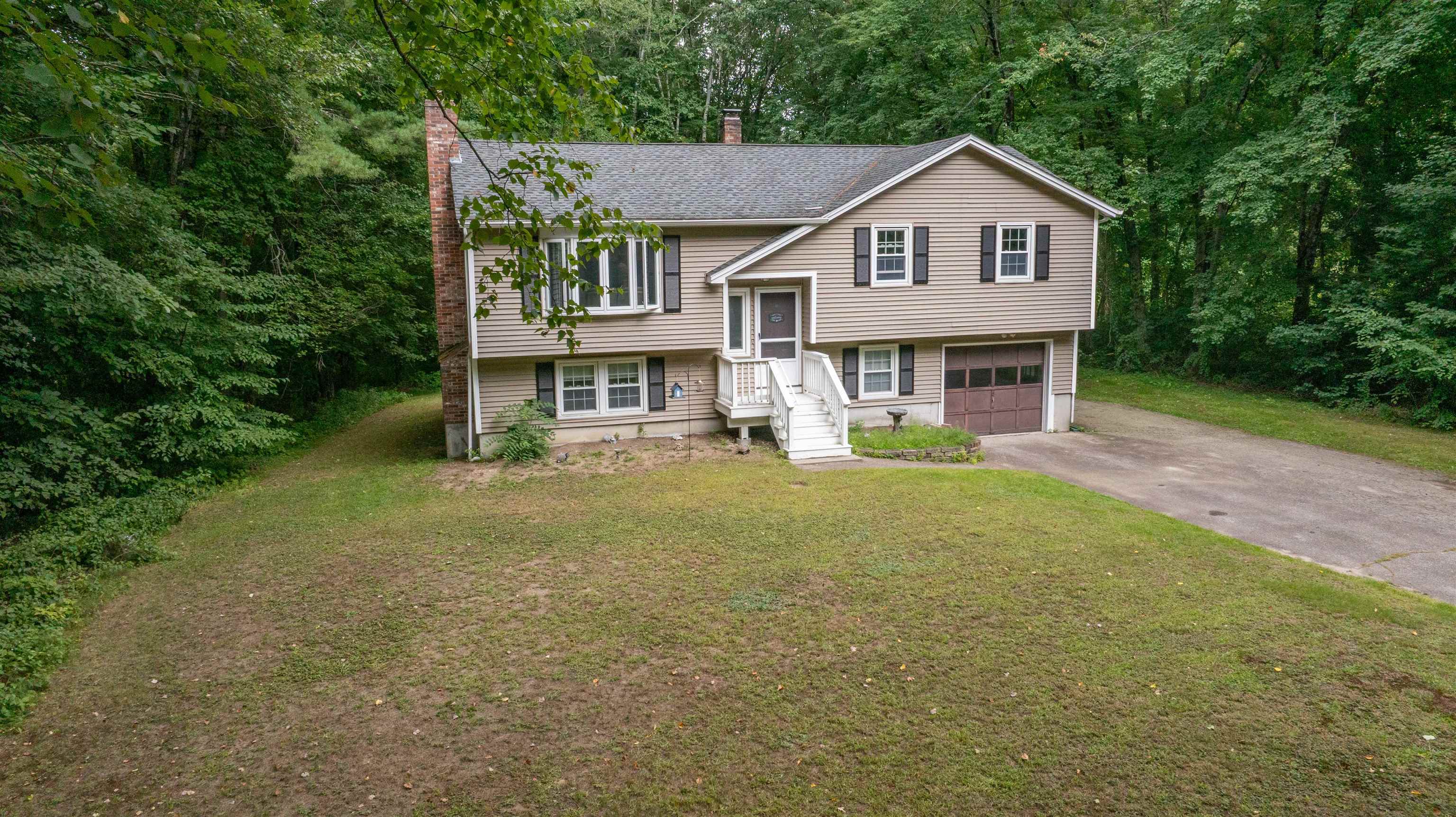 8 Holstein Avenue, Londonderry, NH photo 3