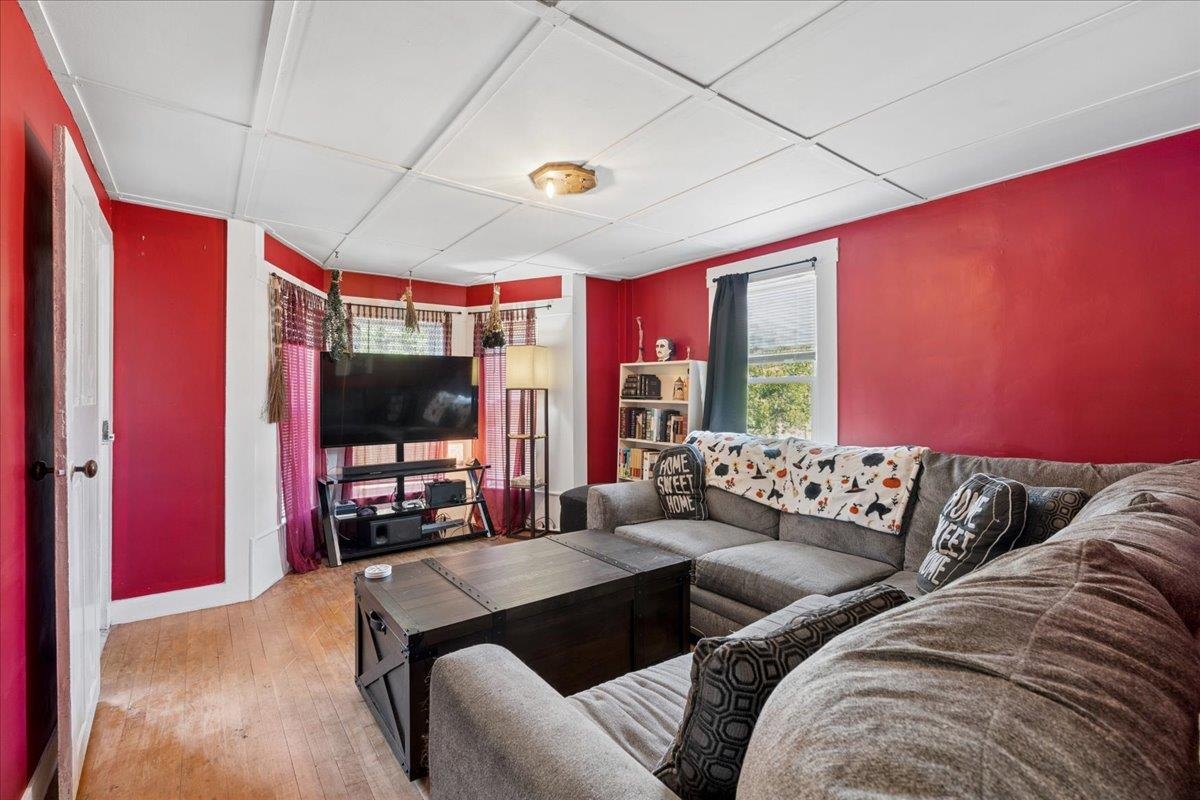 52 S Village Road, Loudon, NH photo 4