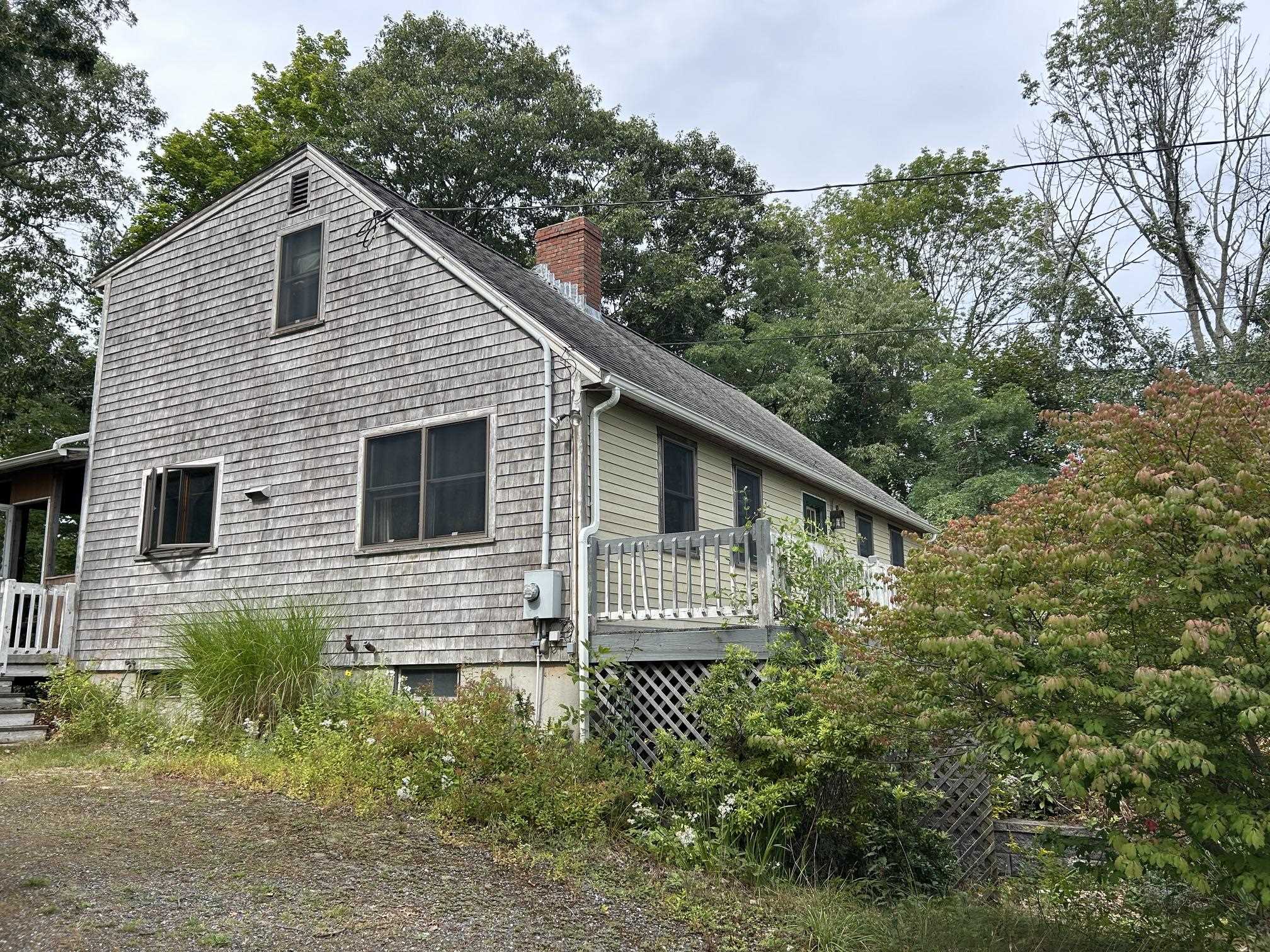 Photo 1 of Single family home for sale at 2 Wild Pasture Rd, Kensington, NH 03833 | MLS# 5109894 | Listing updated on 2026-09-16