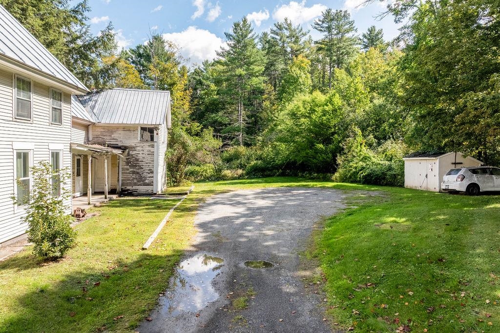 Photo 3 of Single family home for sale at 61 Slayton Hl Rd, Lebanon, NH 03766 | MLS# 5109896 | Listing updated on 2026-09-16