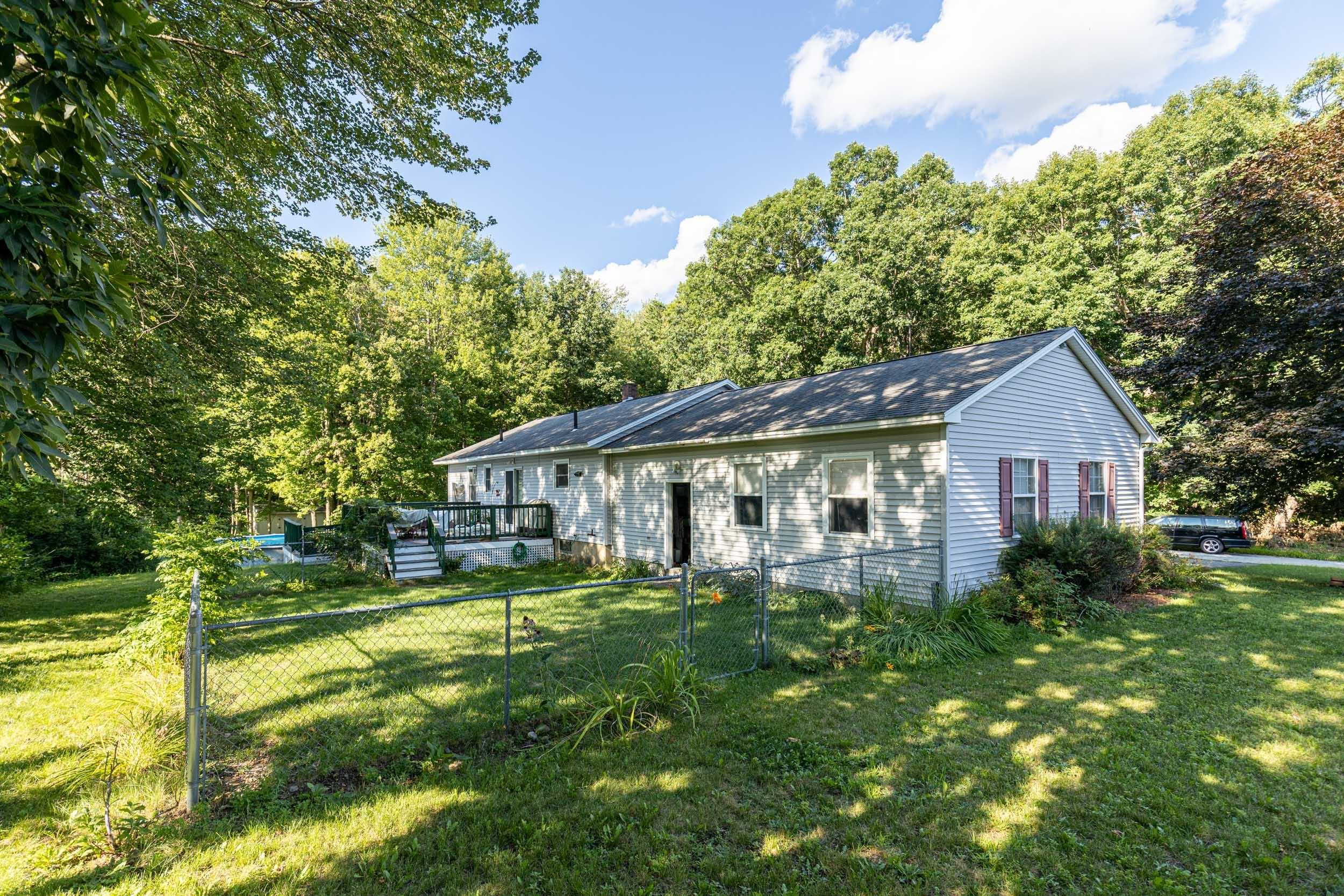 Photo 4 of Single family home for sale at 244 Morgan St, Manchester, NH 03102 | MLS# 5109933 | Listing updated on 2026-09-17