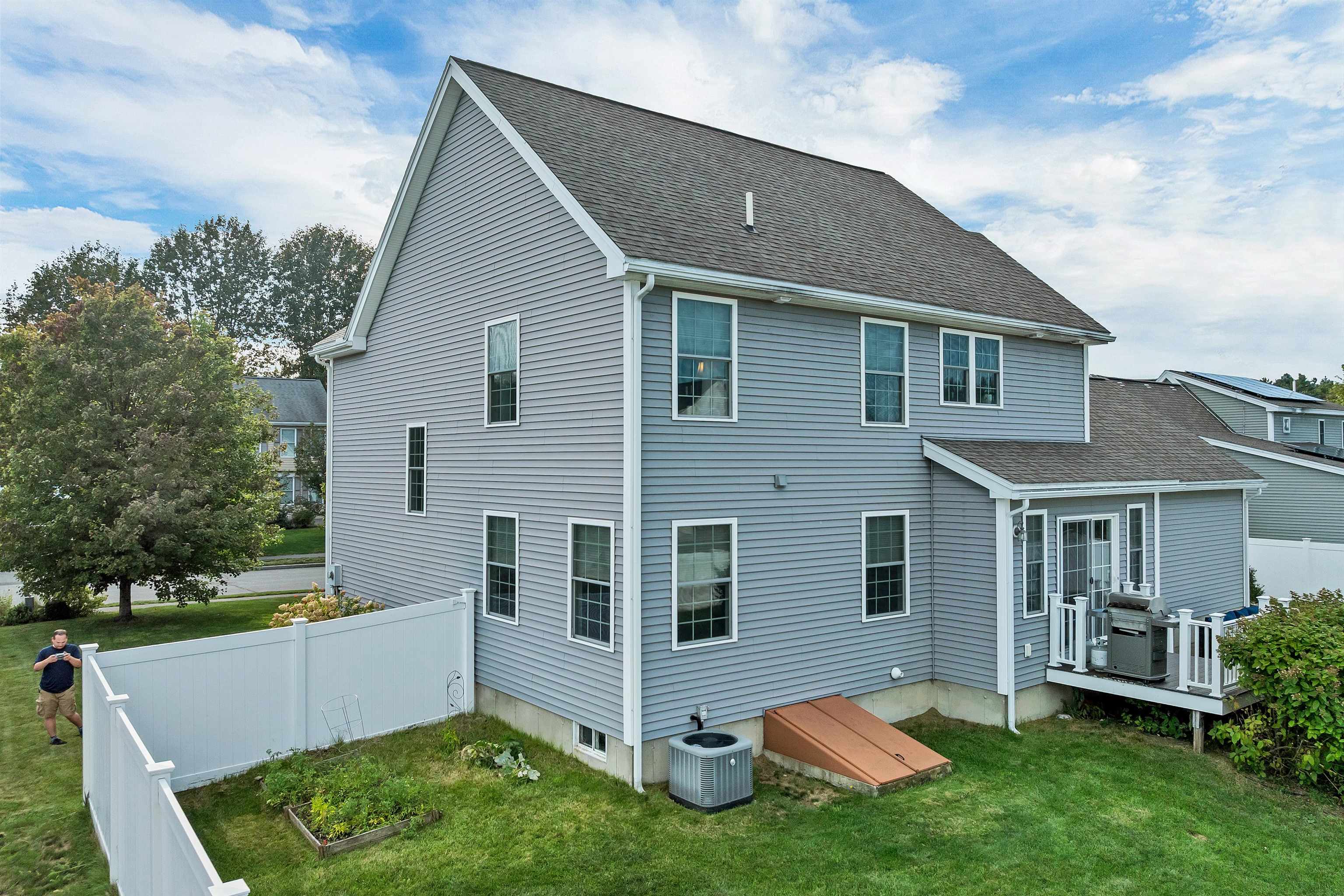 16 Amy Way, Concord, NH photo 2