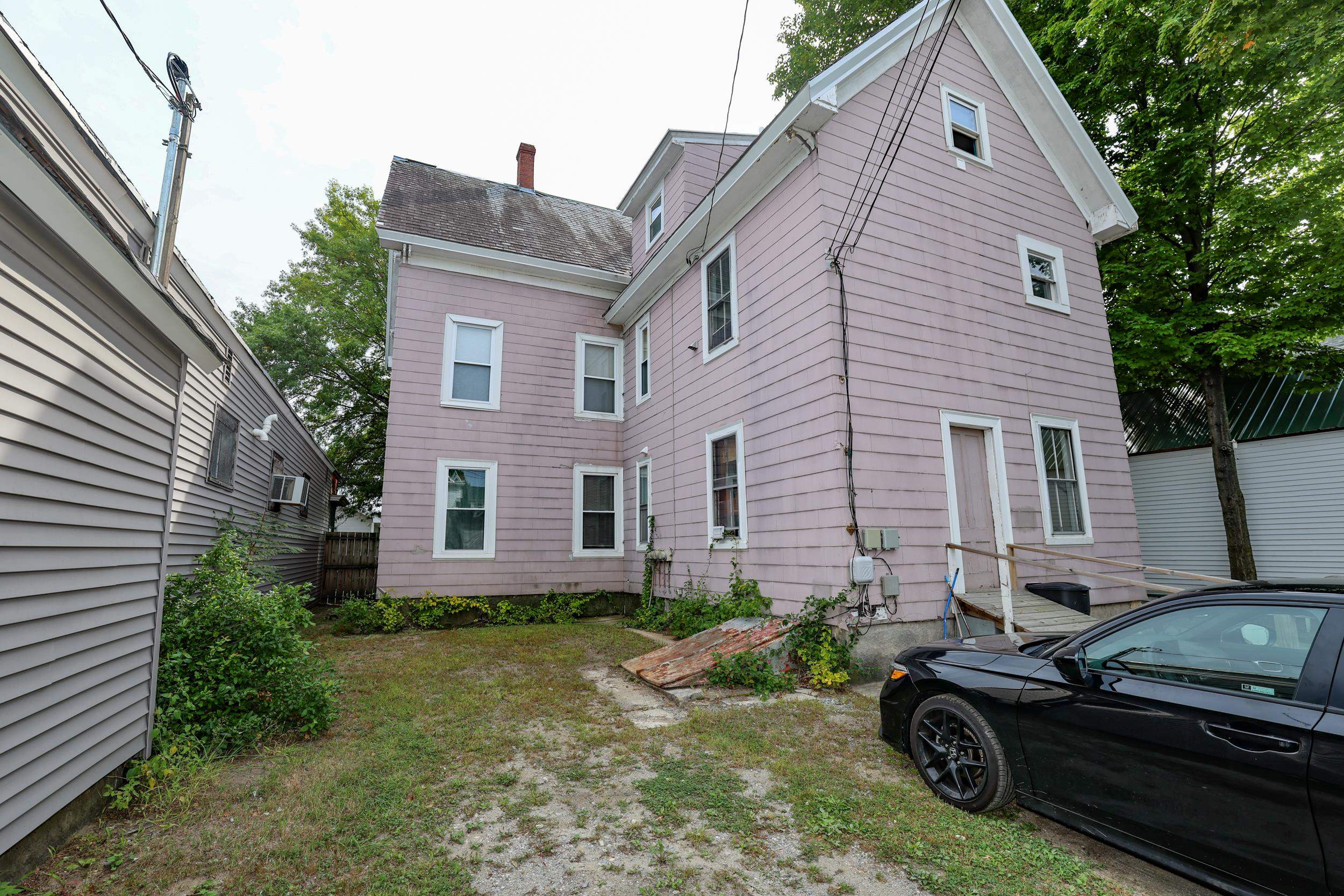 Photo 4 of Multi family home for sale at 422 Lake Ave, Manchester, NH 03103 | MLS# 5109960 | Listing updated on 2026-09-16