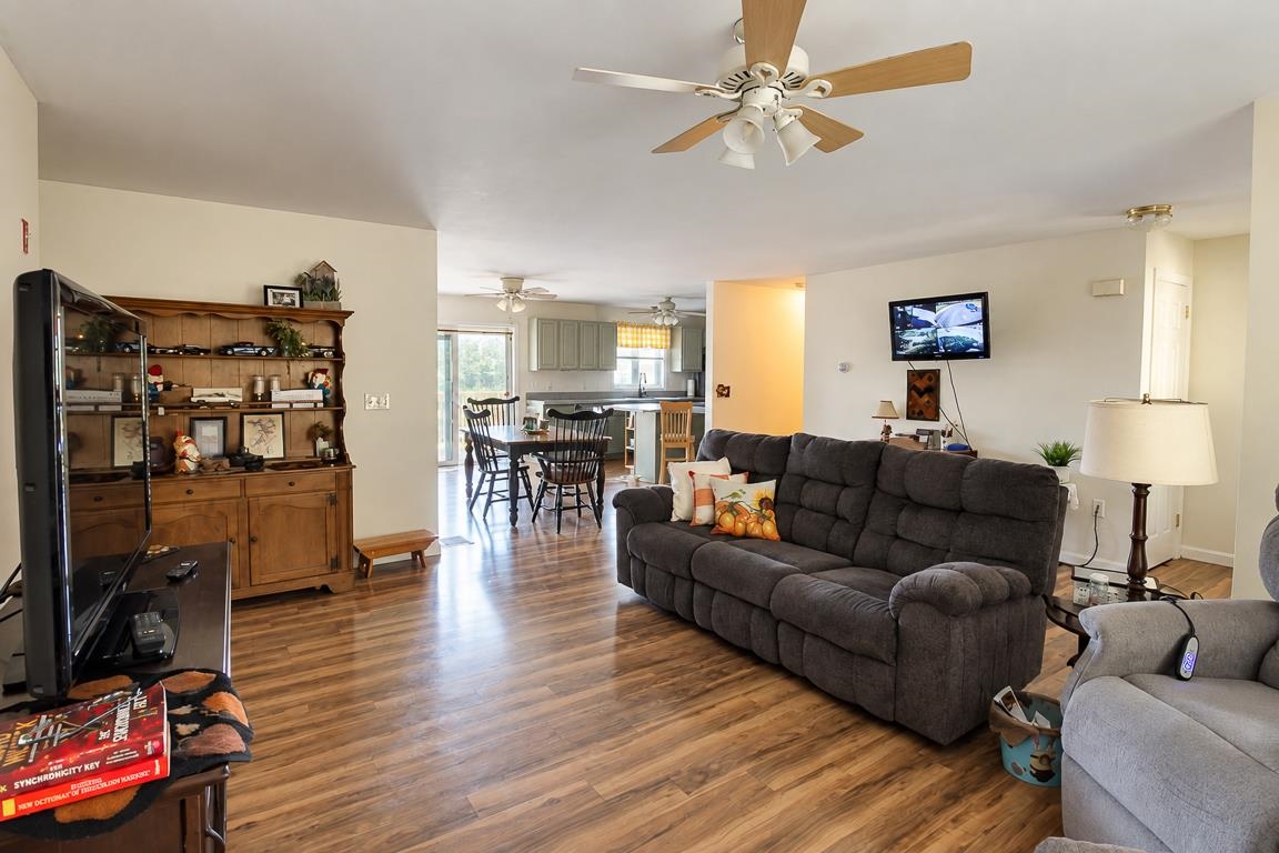 Photo 3 of Single family home for sale at 95 Mcmurphy Rd, Alexandria, NH 03222 | MLS# 5109973 | Listing updated on 2026-09-16