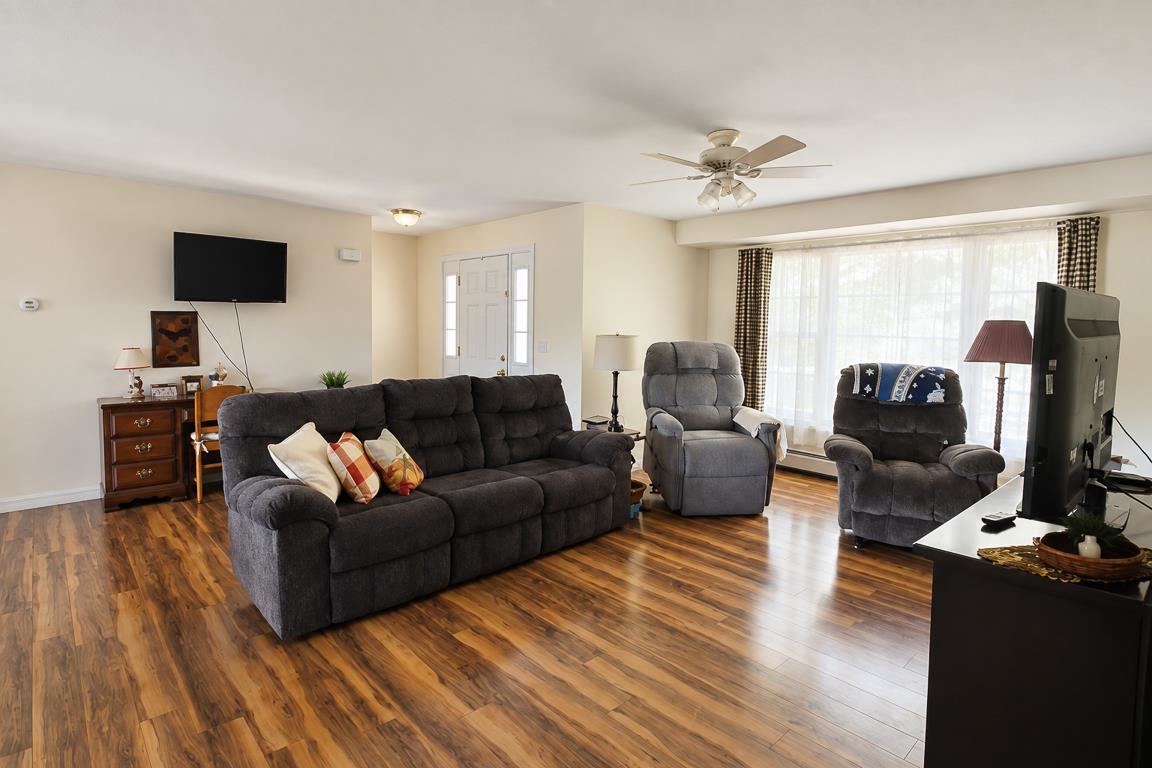 Photo 3 of Single family home for sale at 95 Mcmurphy Rd, Alexandria, NH 03222 | MLS# 5109973 | Listing updated on 2026-09-16