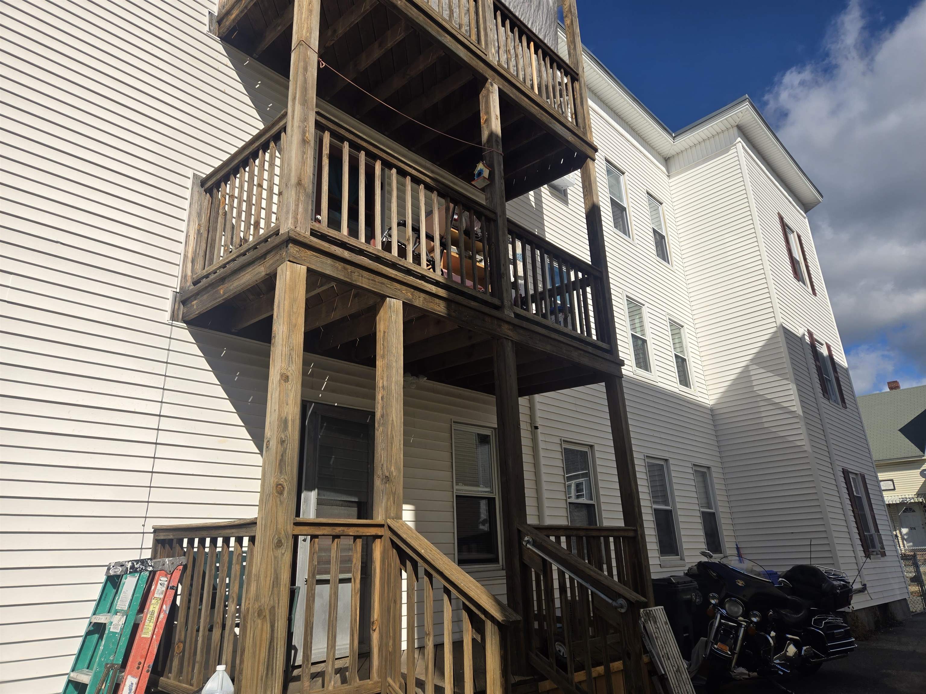 Photo 3 of Multi family home for sale at 371 Spruce St, Manchester, NH 03103 | MLS# 5109977 | Listing updated on 2026-09-16