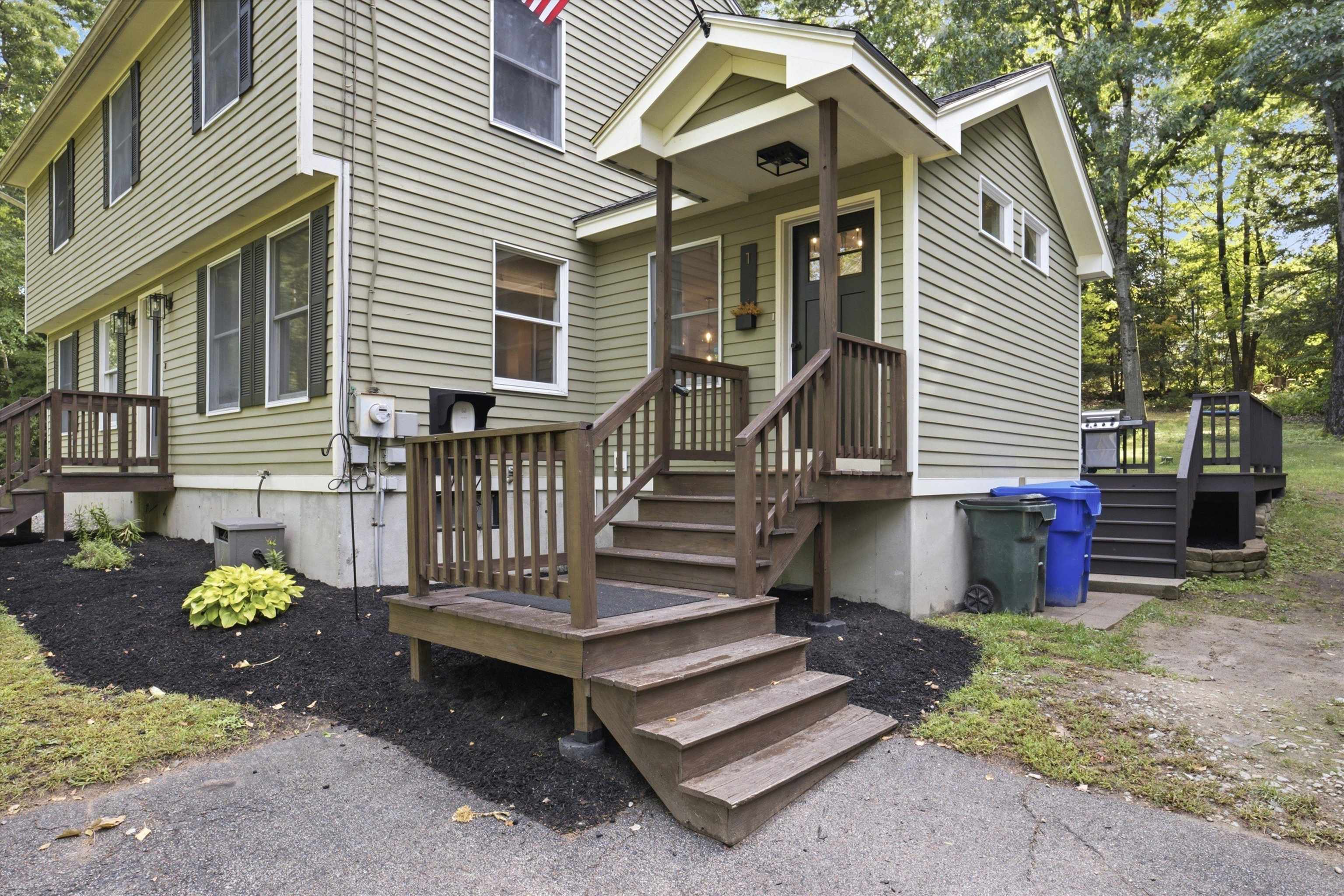 Photo 3 of Single family home for sale at 1 Hope Ln, Bow, NH 03304 | MLS# 5109988 | Listing updated on 2026-09-16