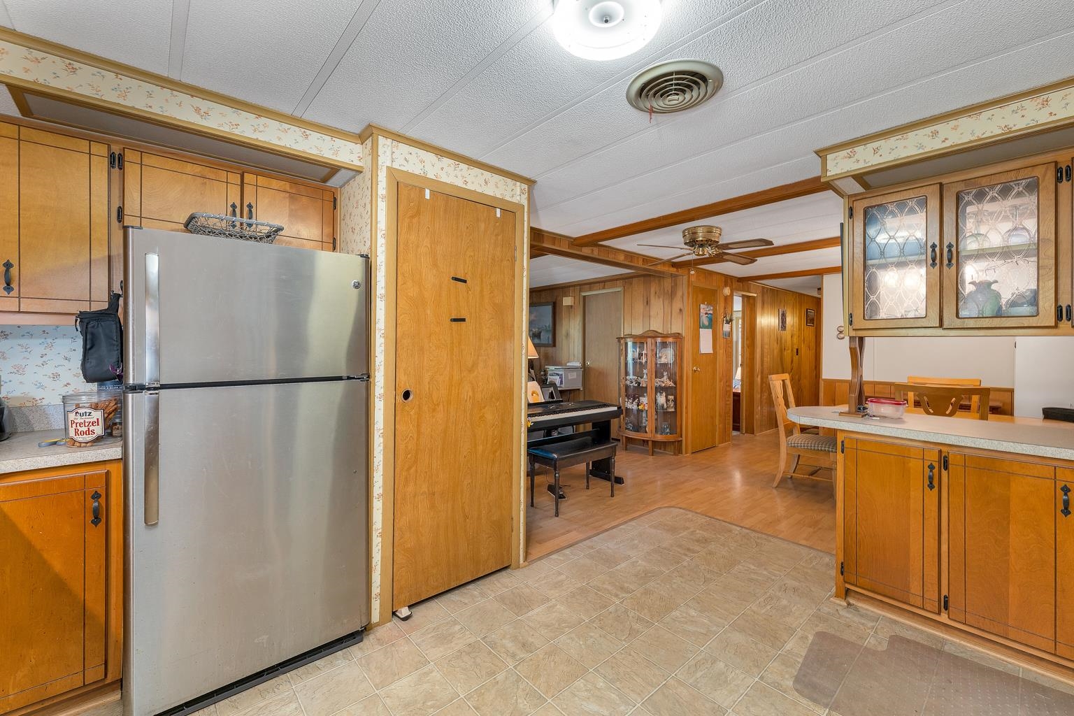 Photo 3 of Manufactured home for sale at 21 Sir Lancelot Dr, Exeter, NH 03833 | MLS# 5109996 | Listing updated on 2026-09-17
