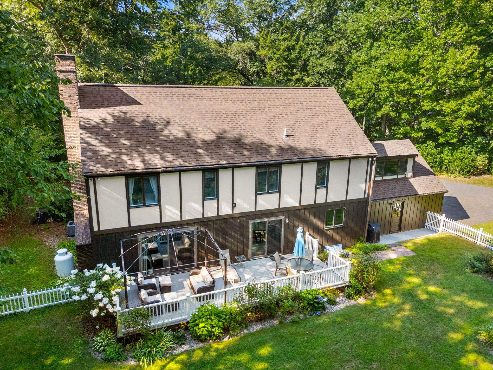 Photo 3 of Single family home for sale at 39 Ashbrook Dr, Hampton, NH 03842 | MLS# 5110005 | Listing updated on 2026-09-16