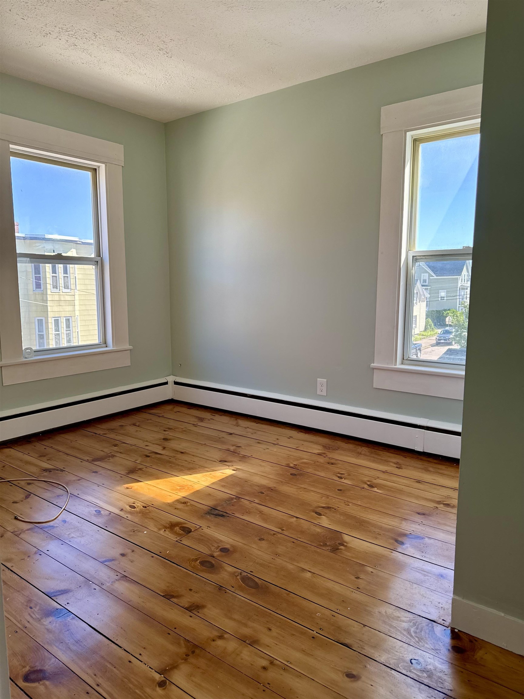 282 Cartier Street, Manchester, NH photo 4