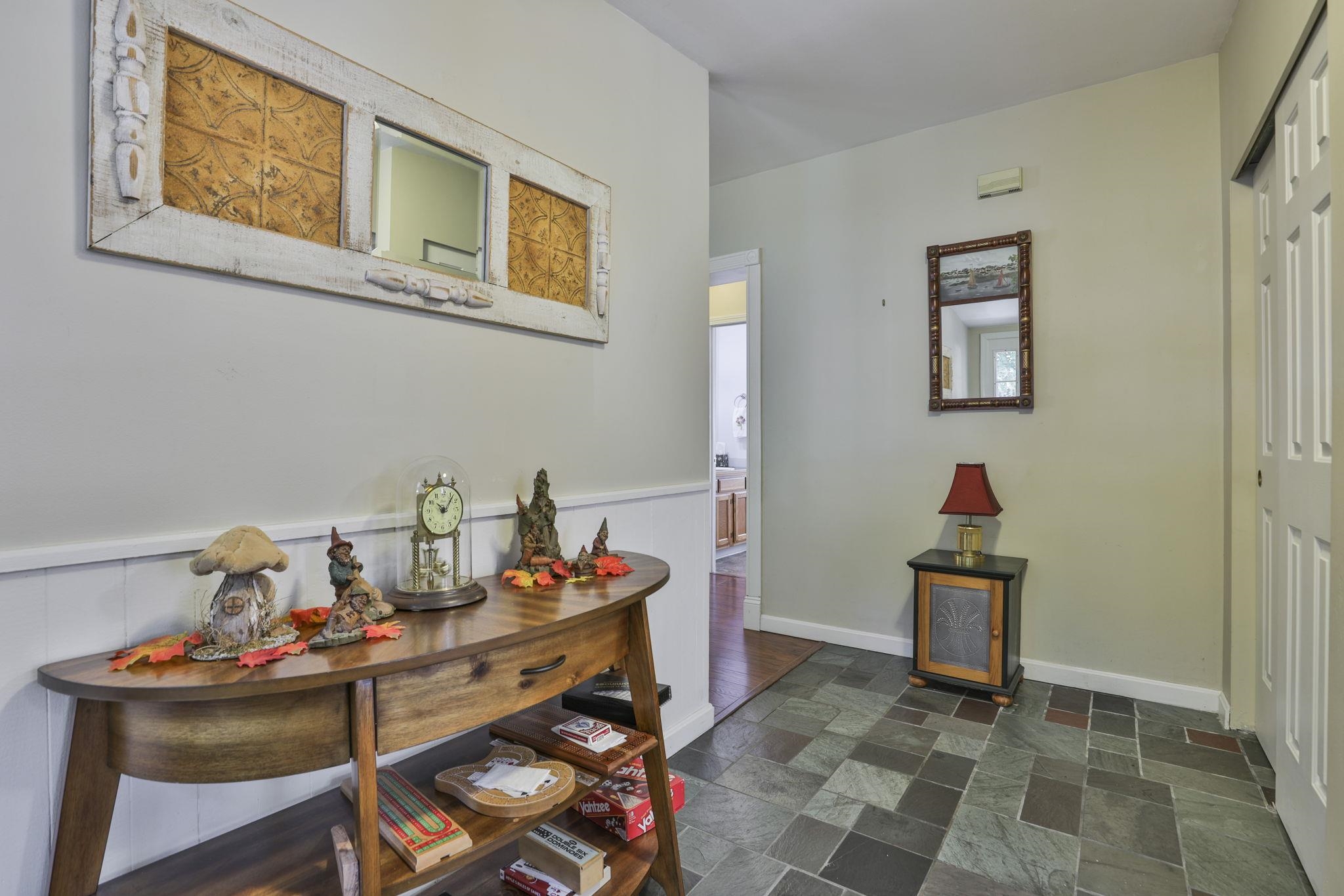 8 Aberdeen Drive, Stratham, NH photo 4