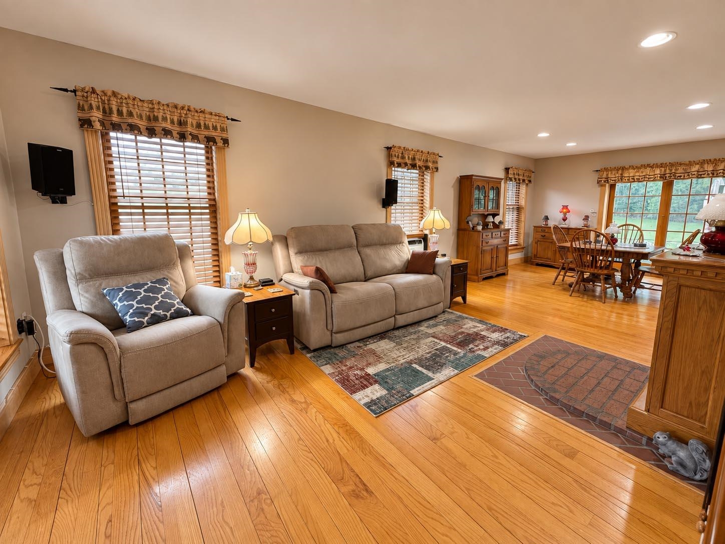 Photo 3 of Single family home for sale at 249 Pine Holw Rd, Pownal, VT 05261 | MLS# 5110033 | Listing updated on 2026-09-18