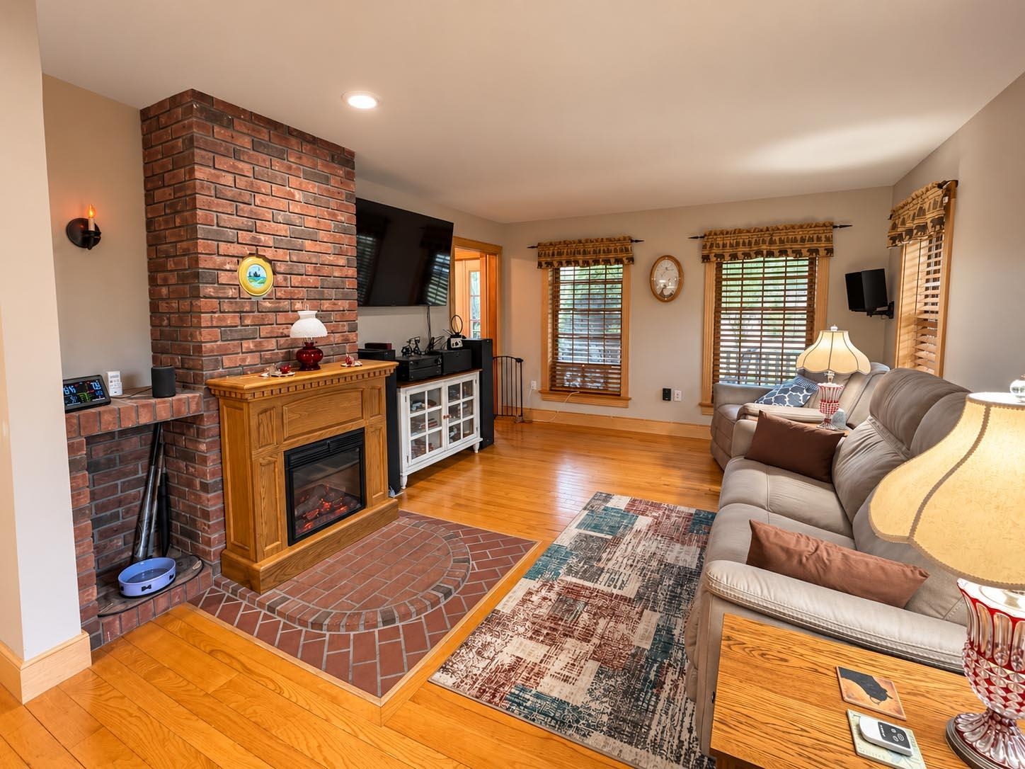 Photo 4 of Single family home for sale at 249 Pine Holw Rd, Pownal, VT 05261 | MLS# 5110033 | Listing updated on 2026-09-18