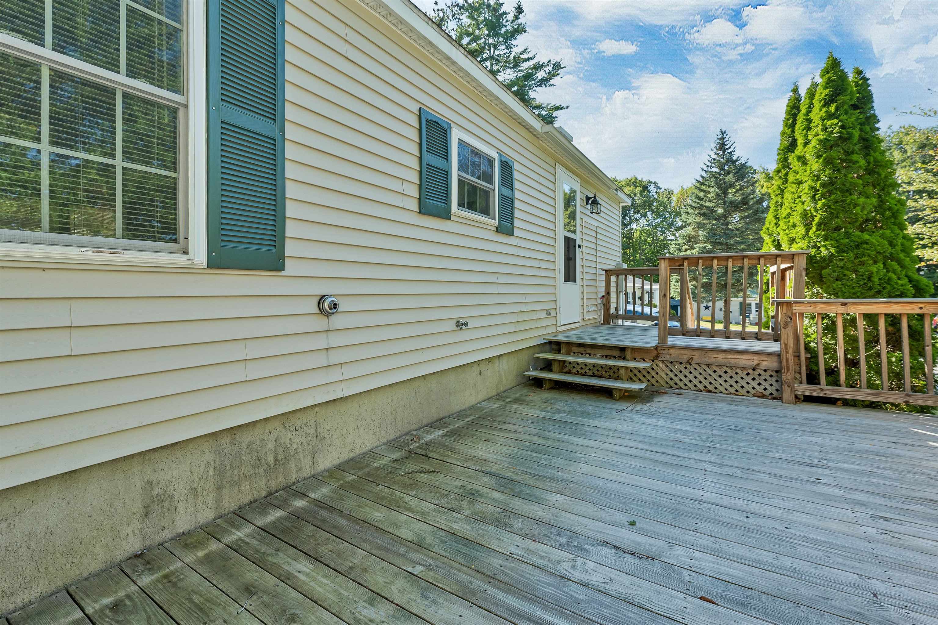 20 Coventry Court, Laconia, NH photo 3