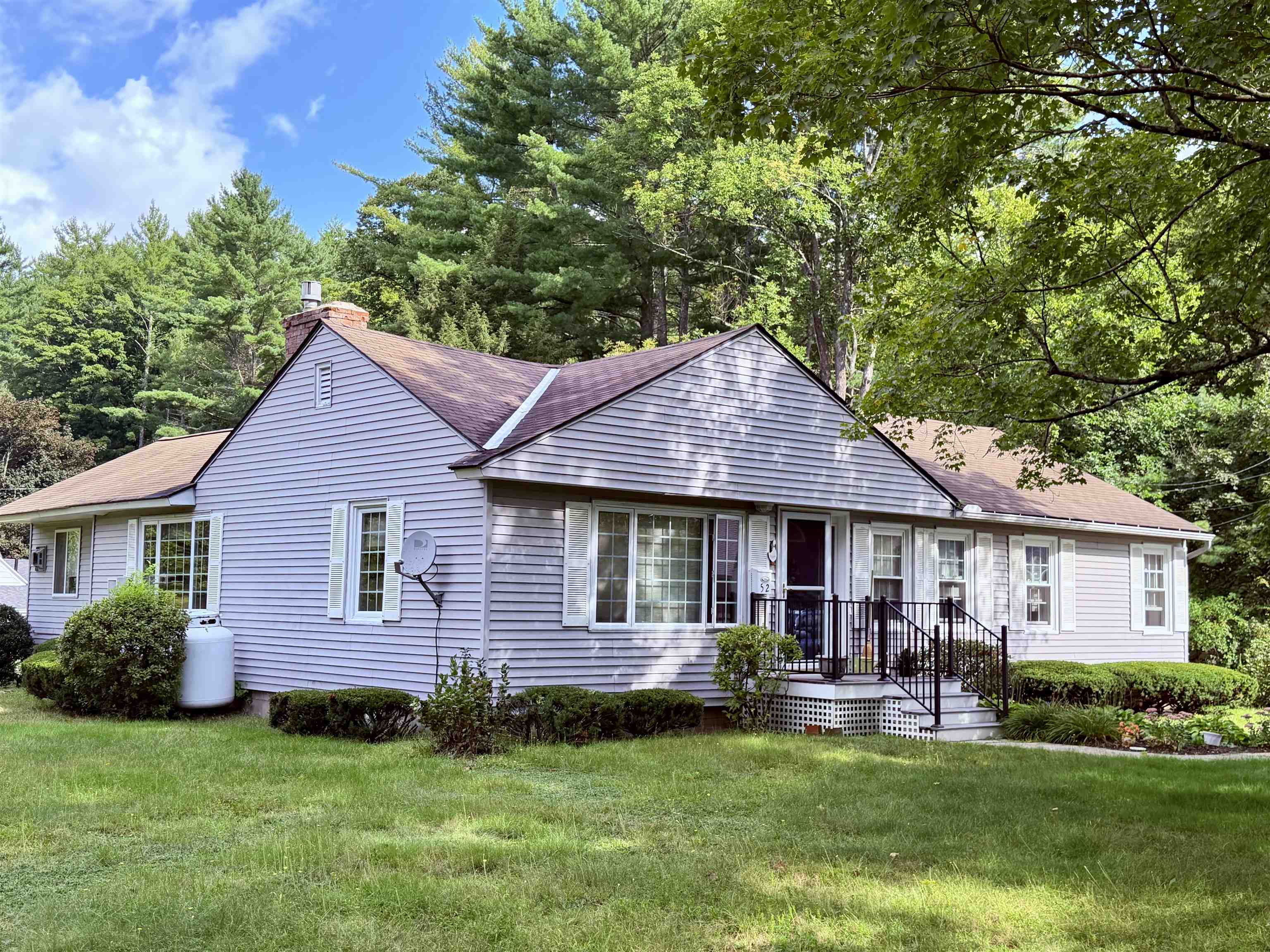 Photo 3 of Single family home for sale at 52 Allen Ct, Keene, NH 03431 | MLS# 5110048 | Listing updated on 2026-09-17