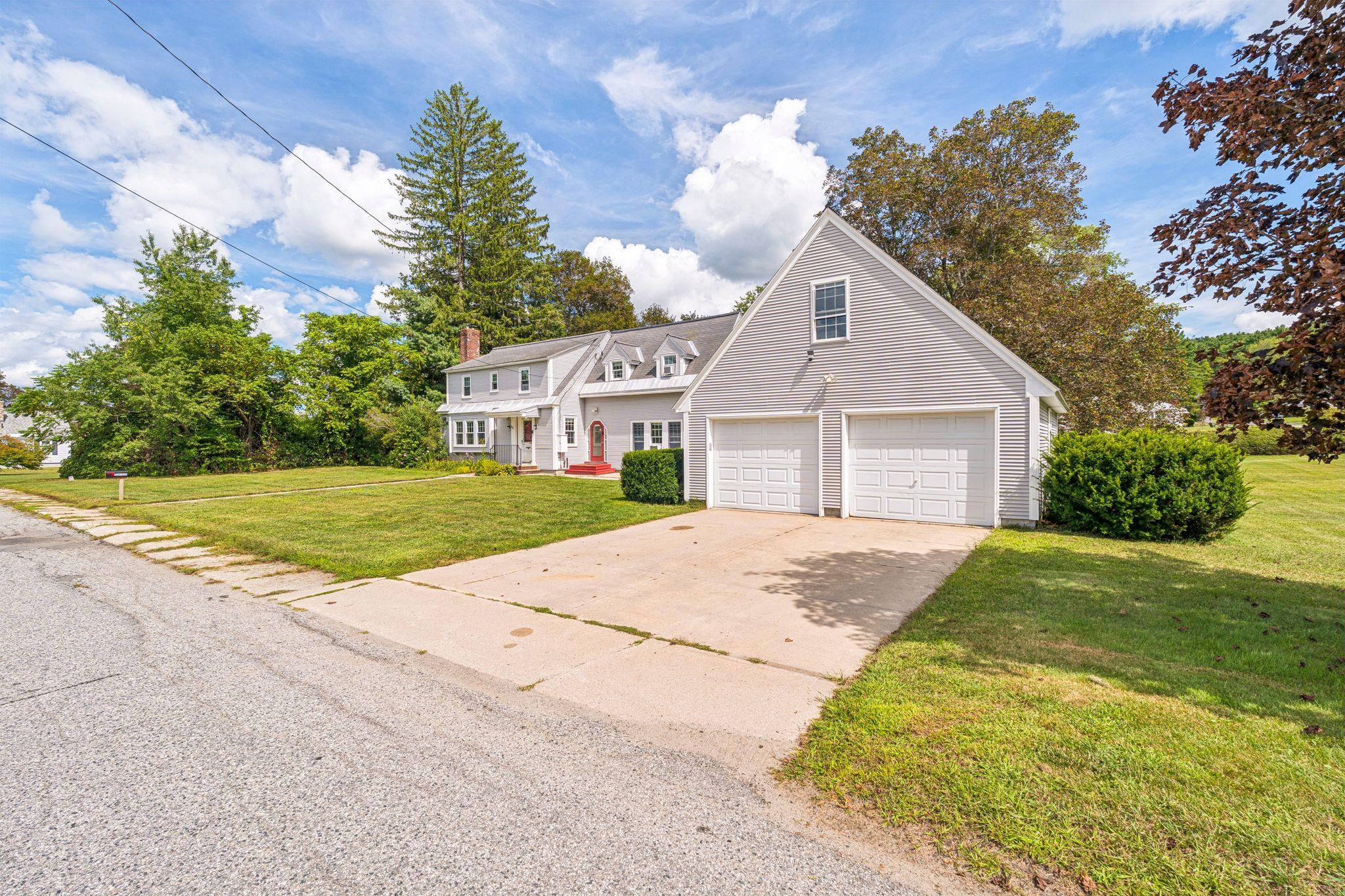 46 Ridge Avenue, Claremont, NH photo 2