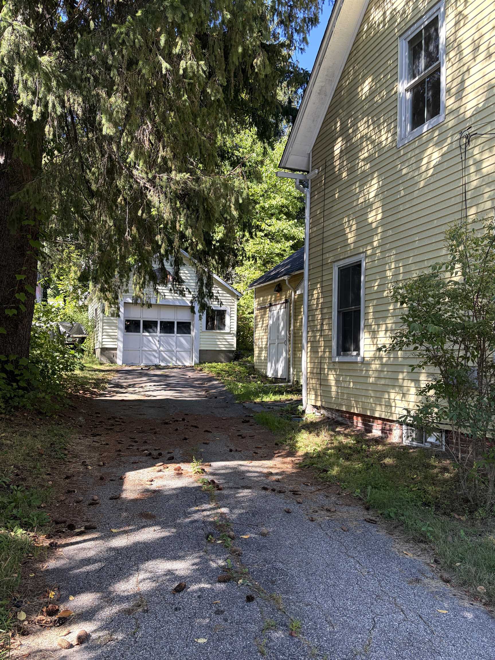 26 Brattleboro Road, Hinsdale, NH photo 3