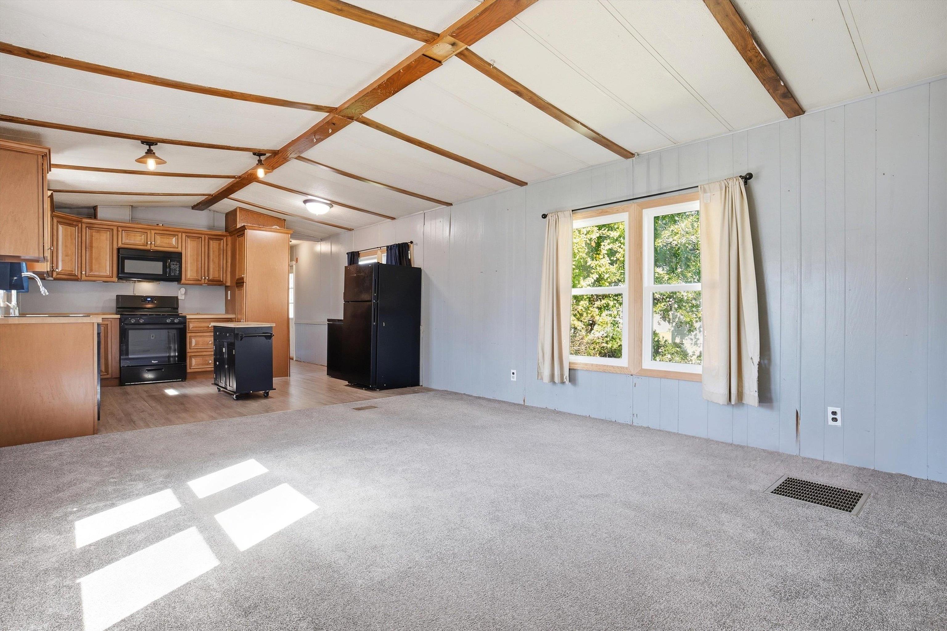 33  Longmeadow Drive, Concord, NH photo 4