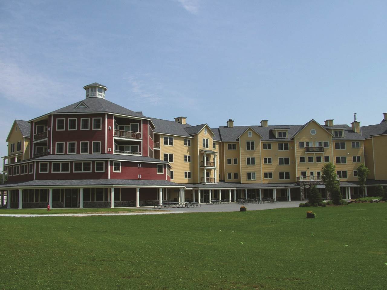 Photo 2 of Condo for sale at 270/272 Qtr I Jackson Gore Inn, Ludlow, VT 05149 | MLS# 5110078 | Listing updated on 2026-09-16