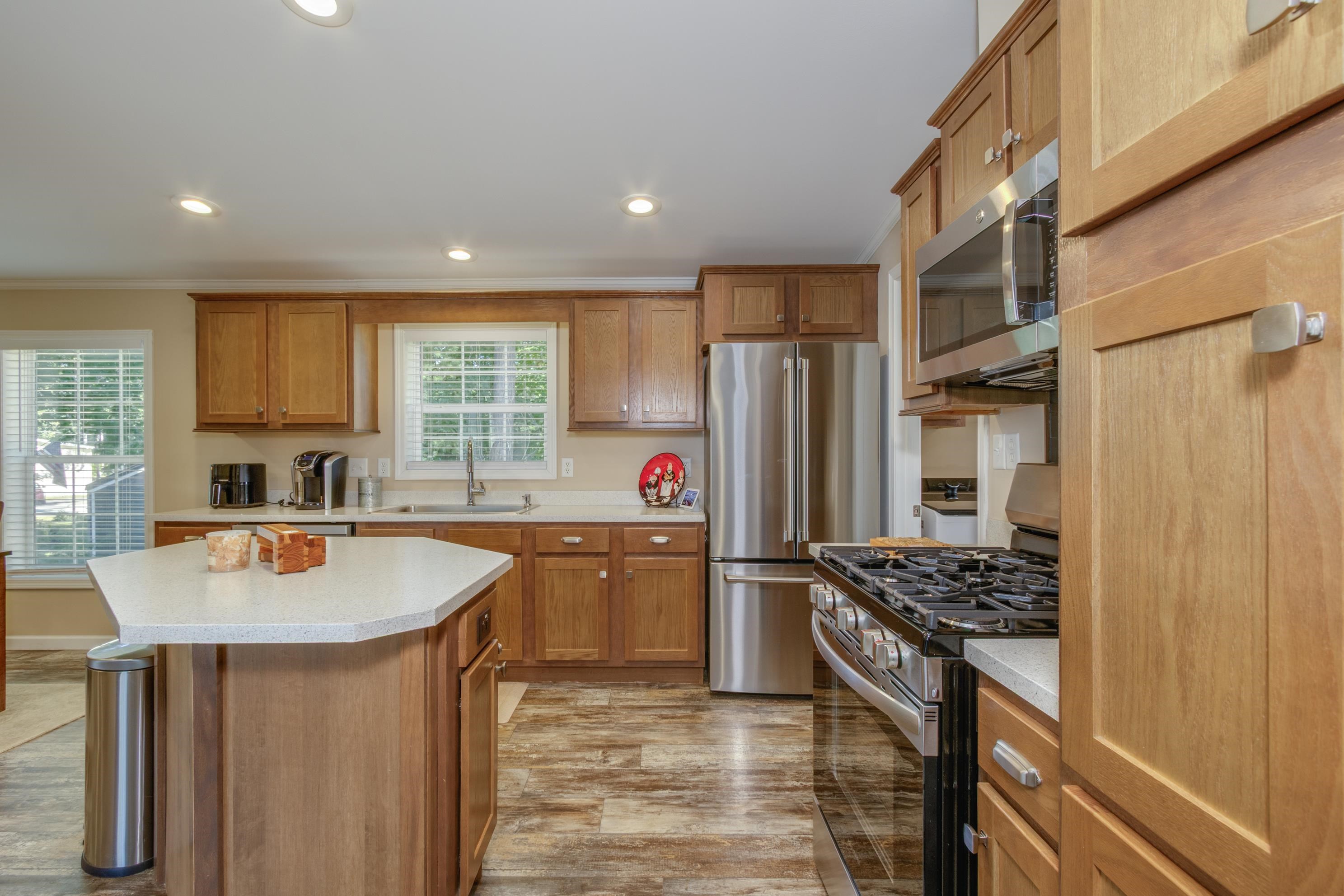22 Skyline Drive, Concord, NH photo 3