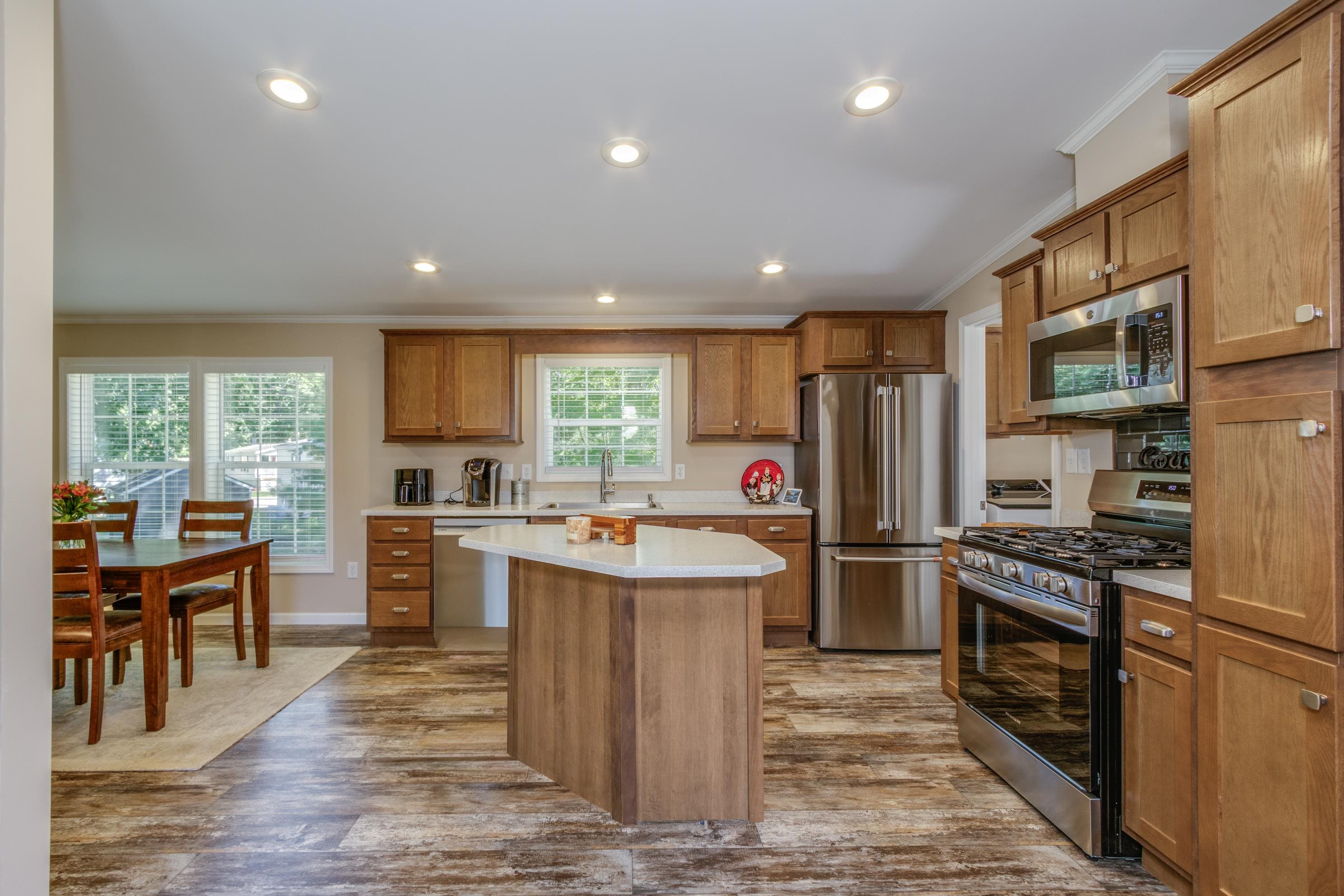 22 Skyline Drive, Concord, NH photo 4