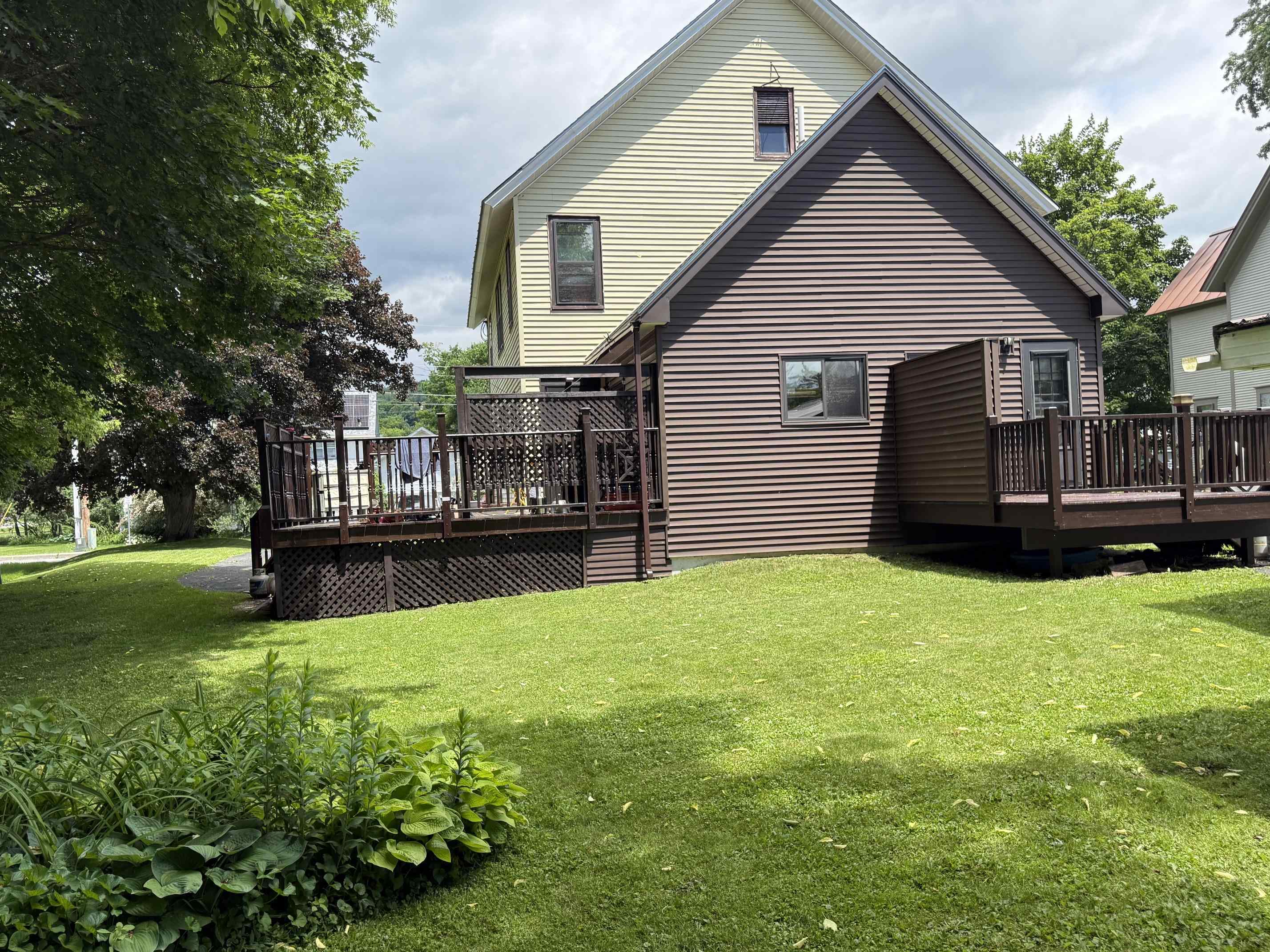 Photo 1 of Single family home for sale at 61 Church St #2, Richmond, VT 05477 | MLS# 5110087 | Listing updated on 2026-09-17