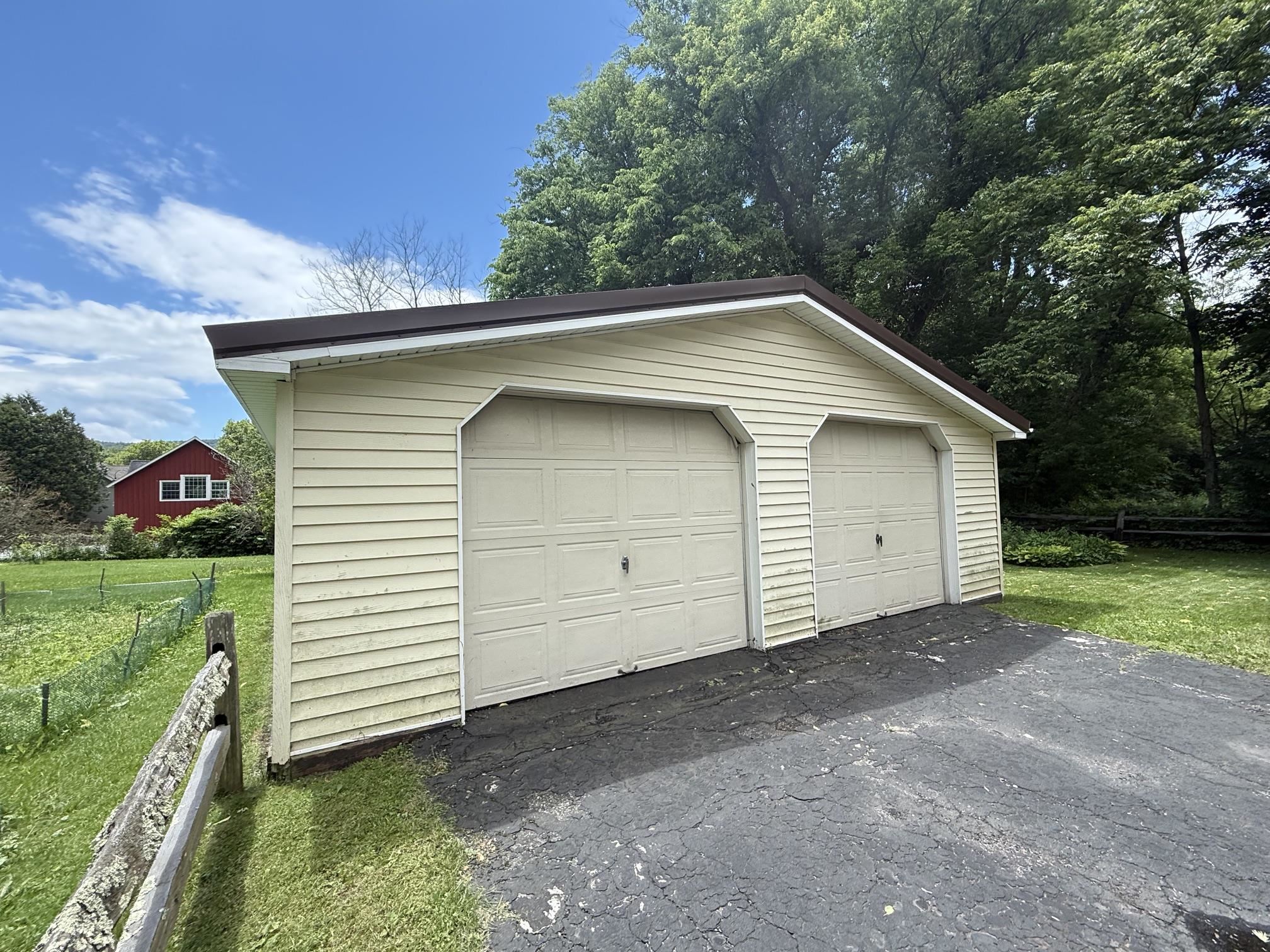 Photo 3 of Single family home for sale at 61 Church St #2, Richmond, VT 05477 | MLS# 5110087 | Listing updated on 2026-09-17