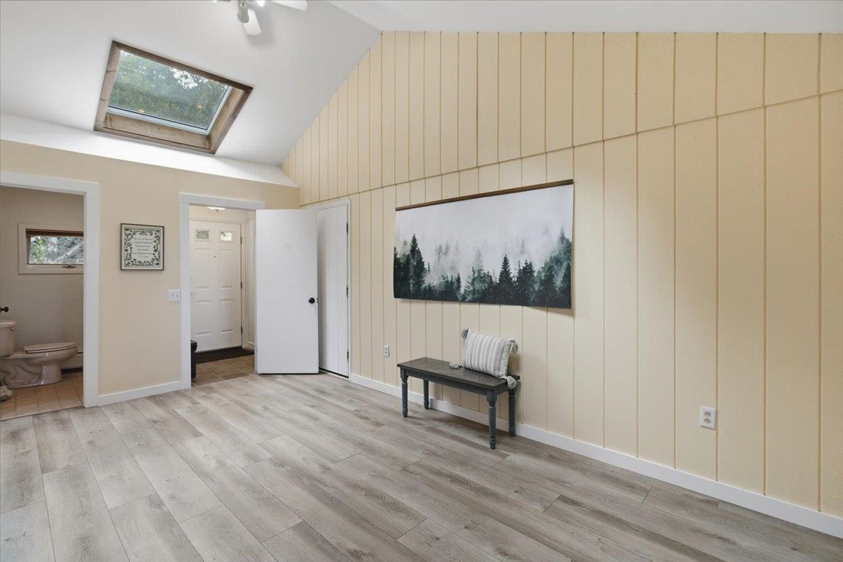 Photo 4 of Single family home for sale at 261 Skyboro Rd, Pownal, VT 05261 | MLS# 5110100 | Listing updated on 2026-09-19