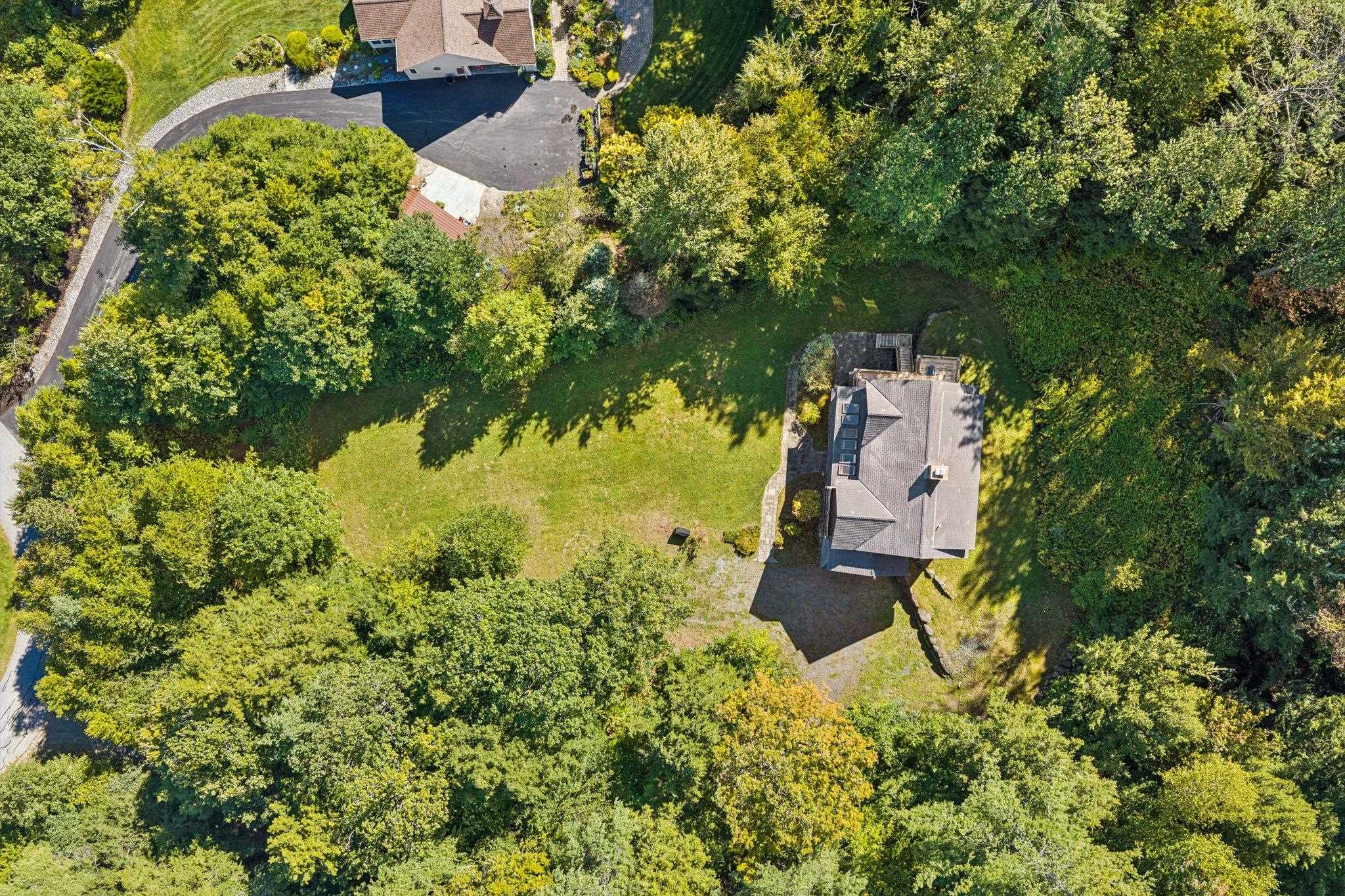 Photo 4 of Single family home for sale at 12 Lakeview Cir, Croydon, NH 03773 | MLS# 5110102 | Listing updated on 2026-09-16