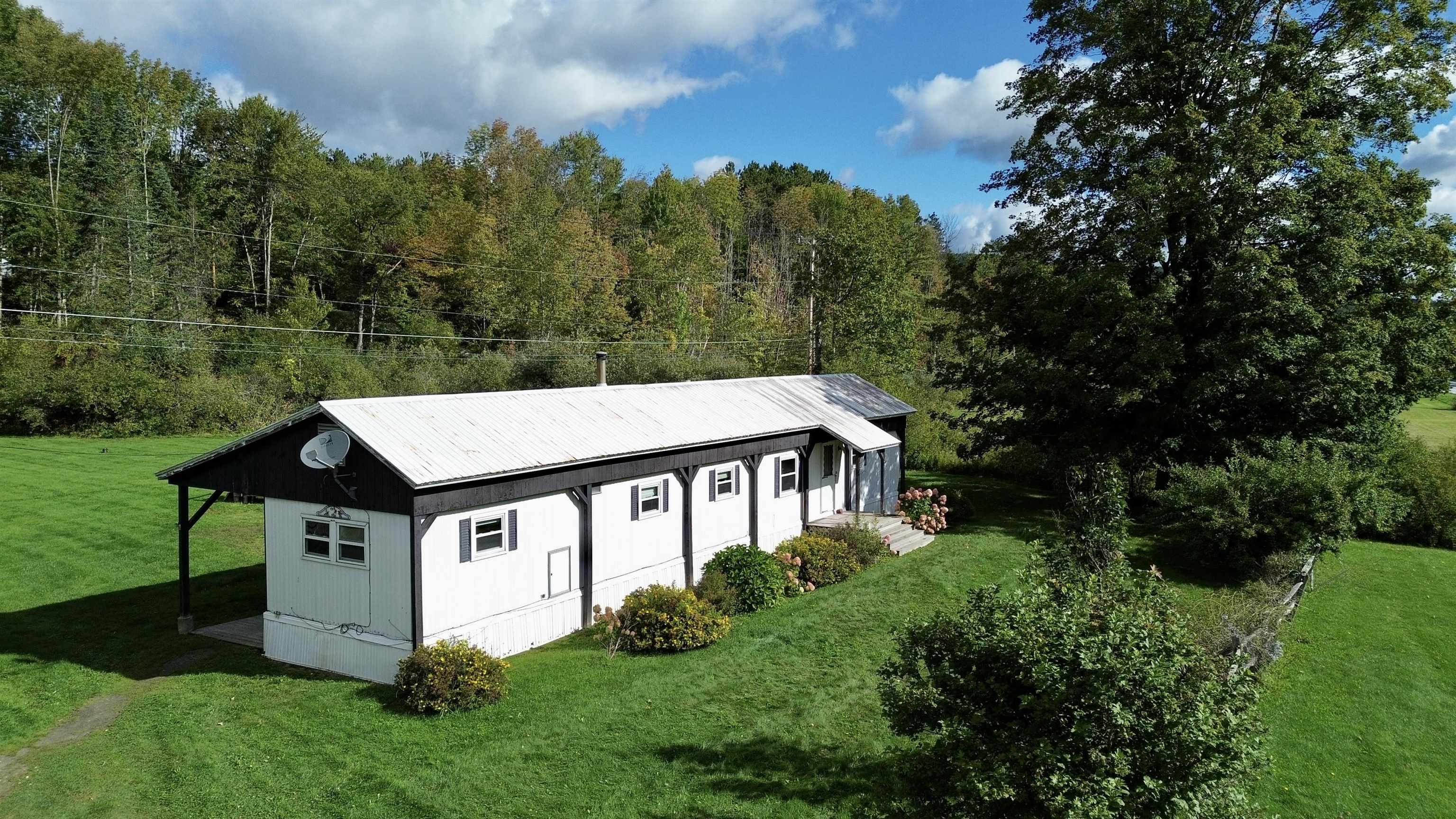 Photo 2 of Manufactured home for sale at 5556 W Woodstock Rd, Woodstock, VT 05091 | MLS# 5110107 | Listing updated on 2026-09-16