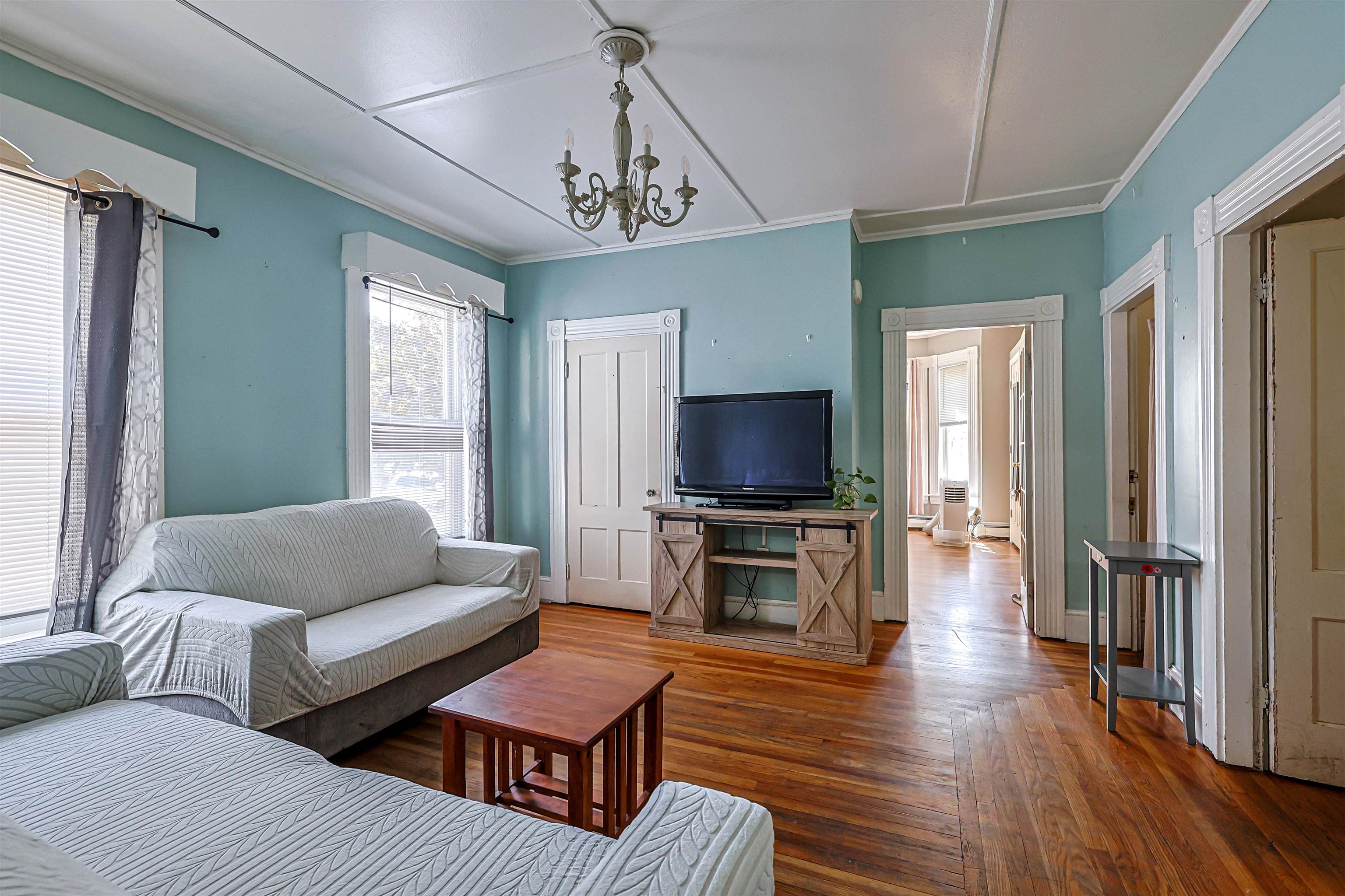 Photo 3 of Multi family home for sale at 418 Central St, Manchester, NH 03103 | MLS# 5110118 | Listing updated on 2026-09-19