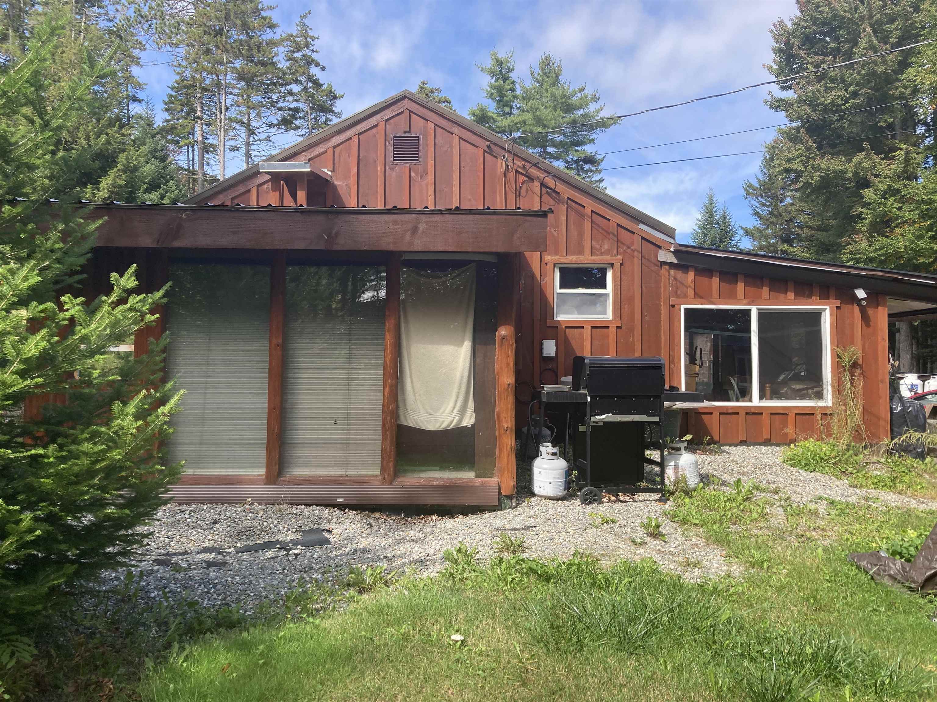 Photo 2 of Single family home for sale at 1884 N Dorchester Rd, Dorchester, NH 03266 | MLS# 5110121 | Listing updated on 2026-09-16
