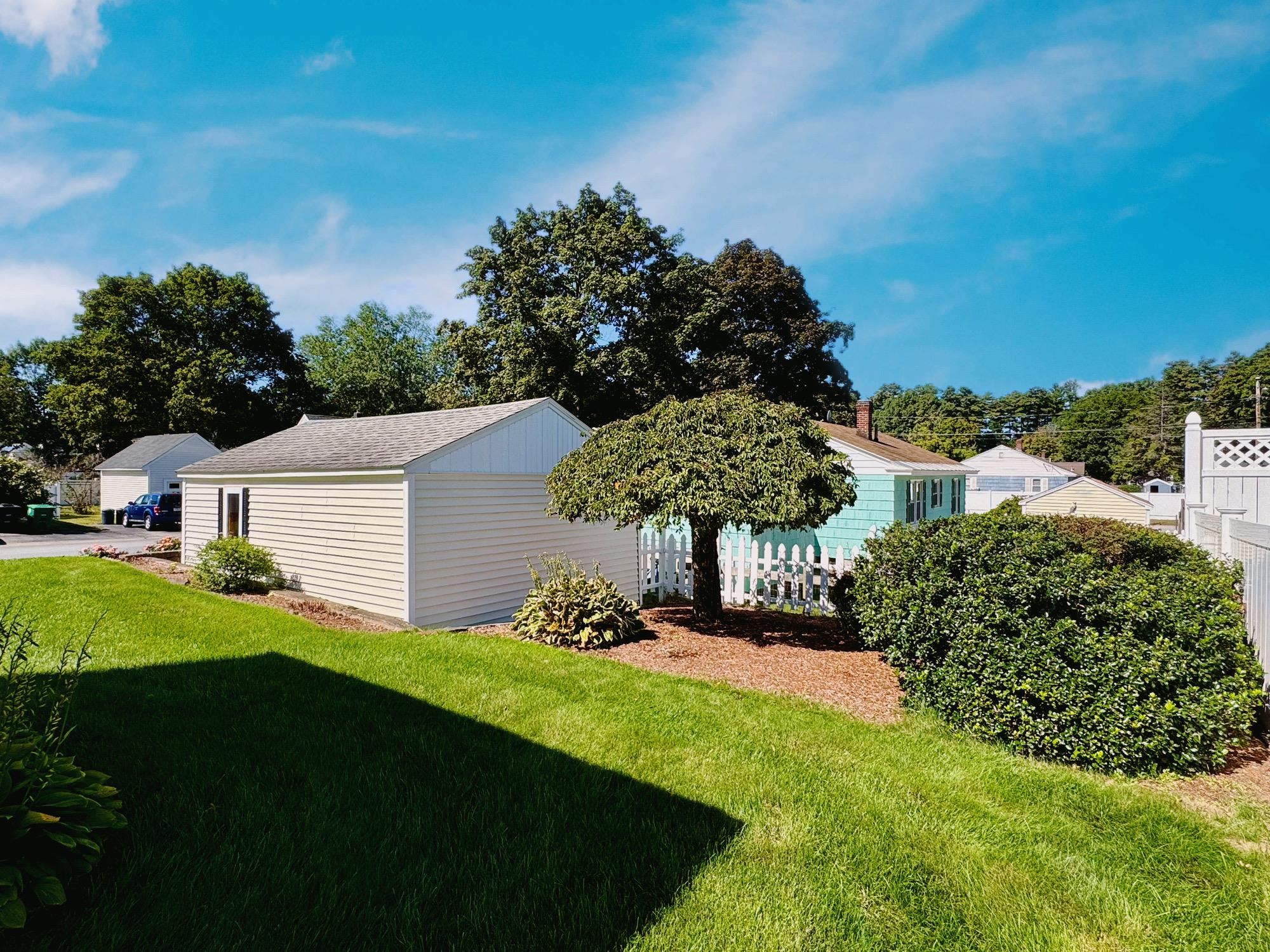 Photo 4 of Single family home for sale at 11 Victor Ave, Nashua, NH 03060 | MLS# 5110128 | Listing updated on 2026-09-18