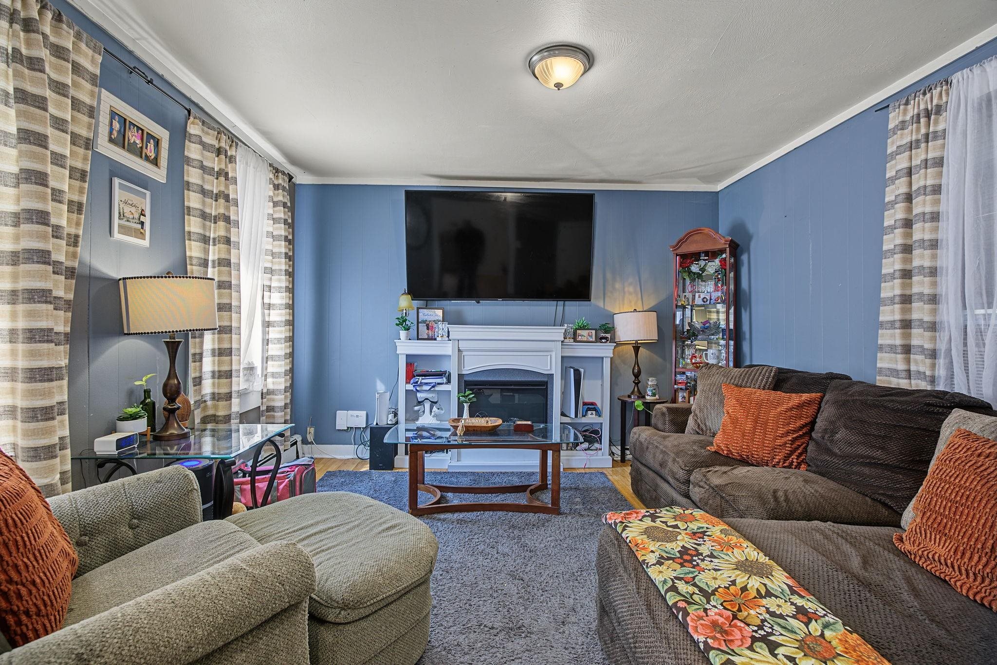 Photo 2 of Single family home for sale at 29 Ferry St, Allenstown, NH 03275 | MLS# 5110130 | Listing updated on 2026-09-16
