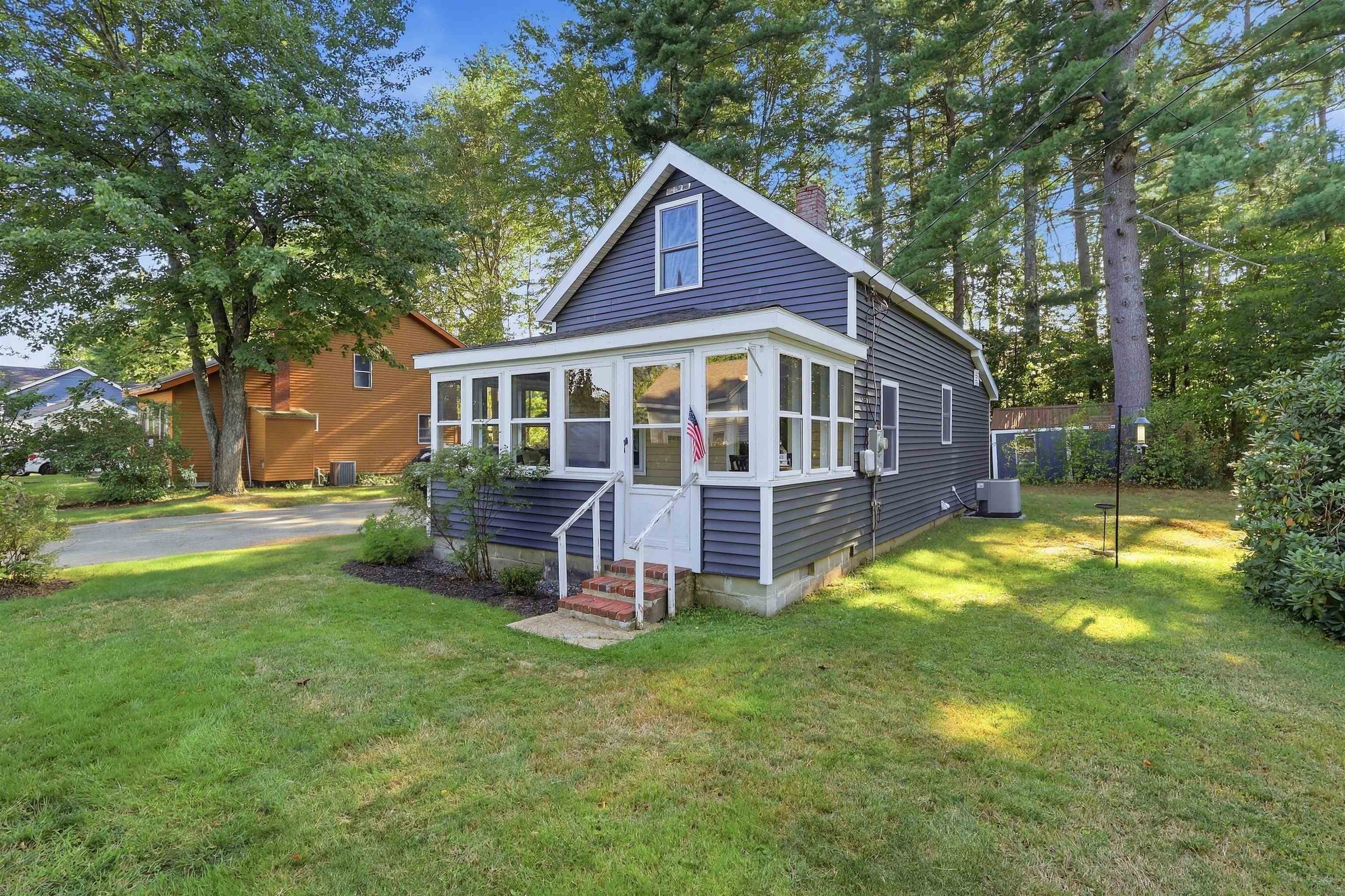 Photo 2 of Single family home for sale at 3 State St, Rochester, NH 03867 | MLS# 5110142 | Listing updated on 2026-09-16