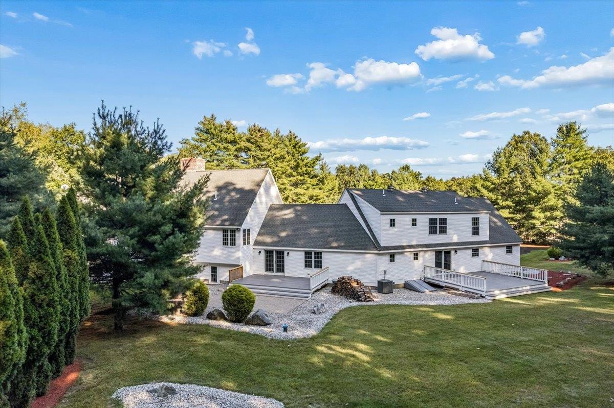 Photo 4 of Single family home for sale at 32 Thornton Fry Rd Ii, Amherst, NH 03031 | MLS# 5110150 | Listing updated on 2026-09-17