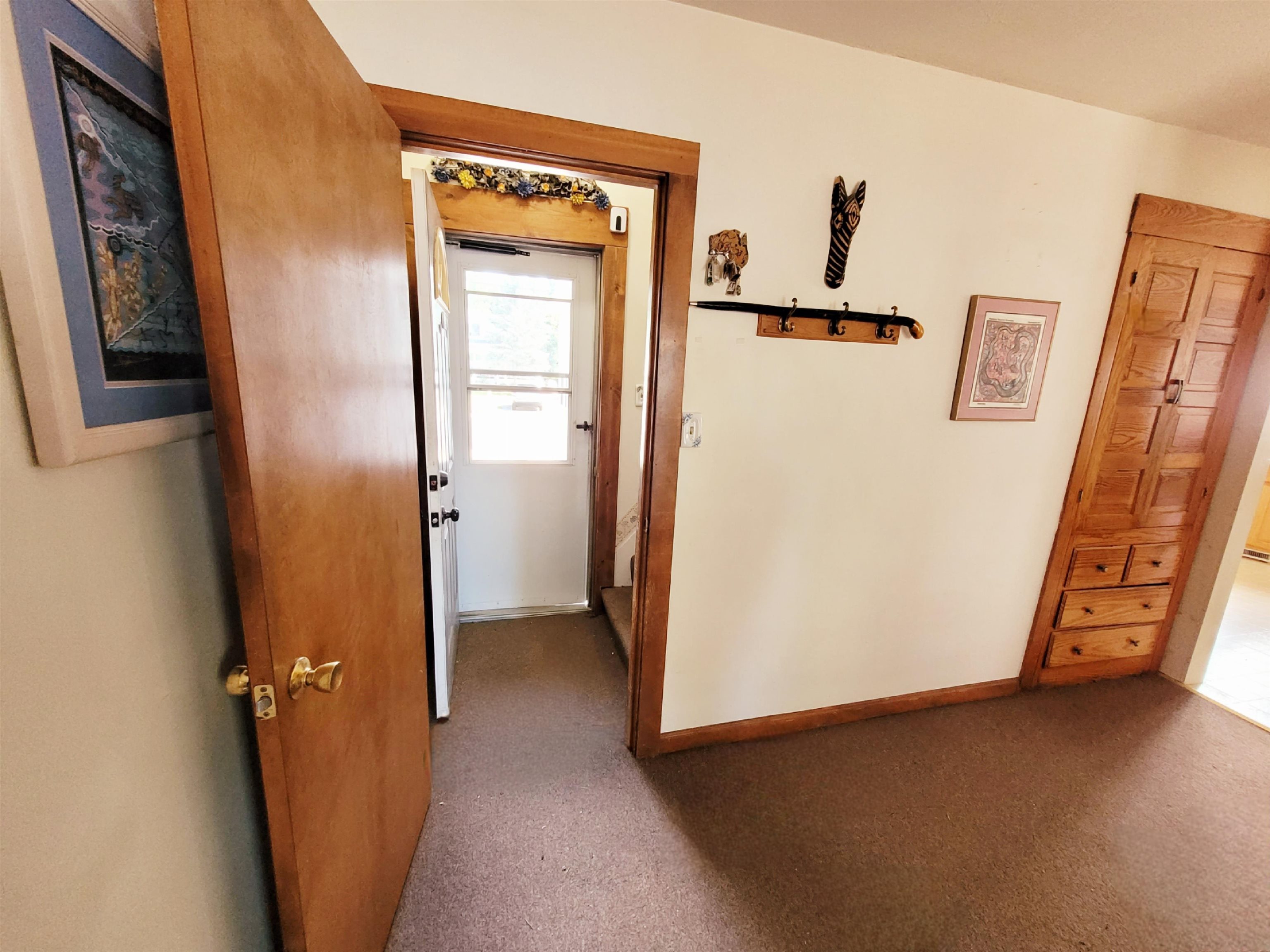Photo 4 of Single family home for sale at 30 Brook St, Nashua, NH 03060 | MLS# 5110176 | Listing updated on 2026-09-20