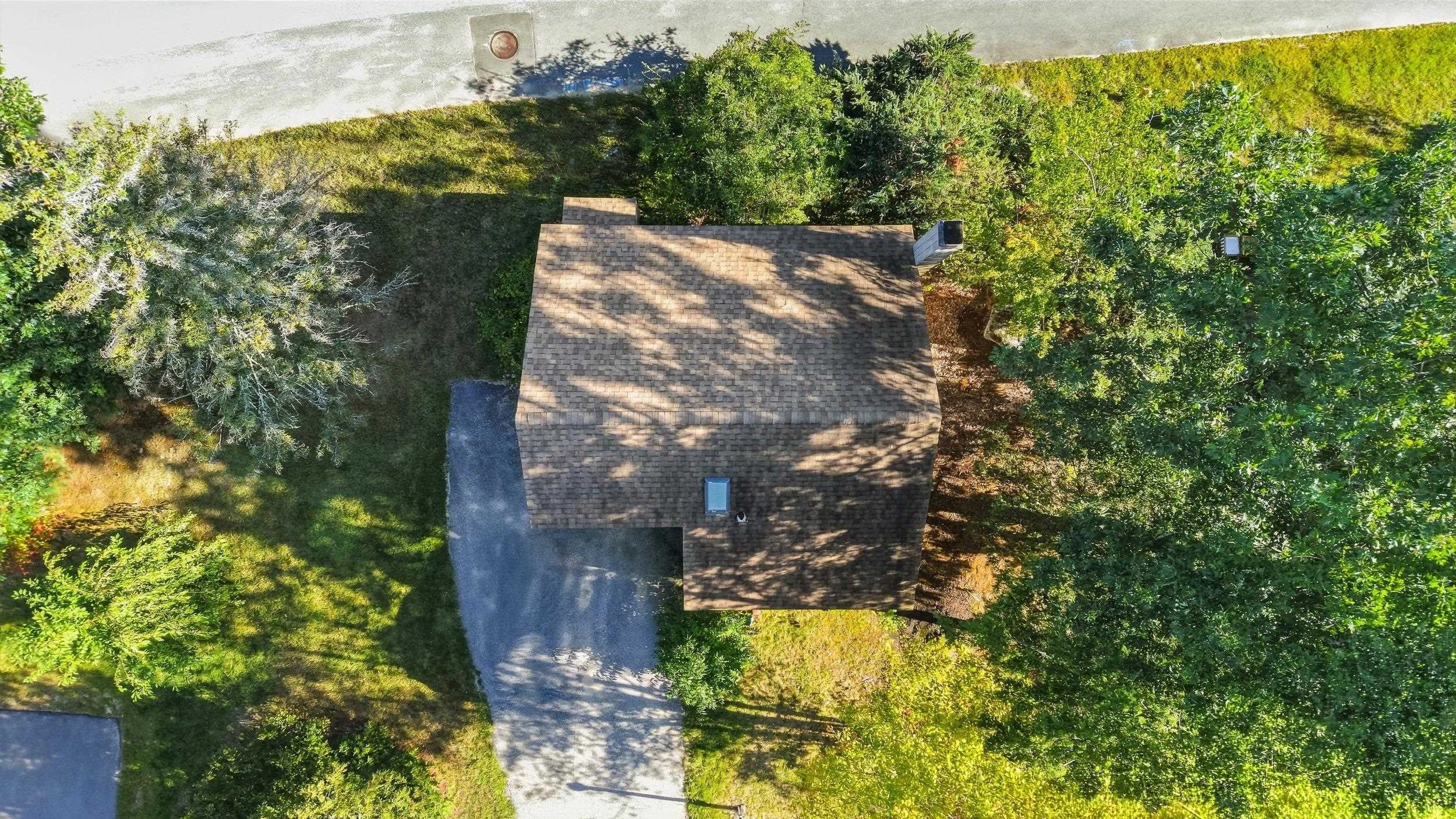 Photo 3 of Single family home for sale at 144 Coburn Woods Dr, Nashua, NH 03063 | MLS# 5110180 | Listing updated on 2026-09-17