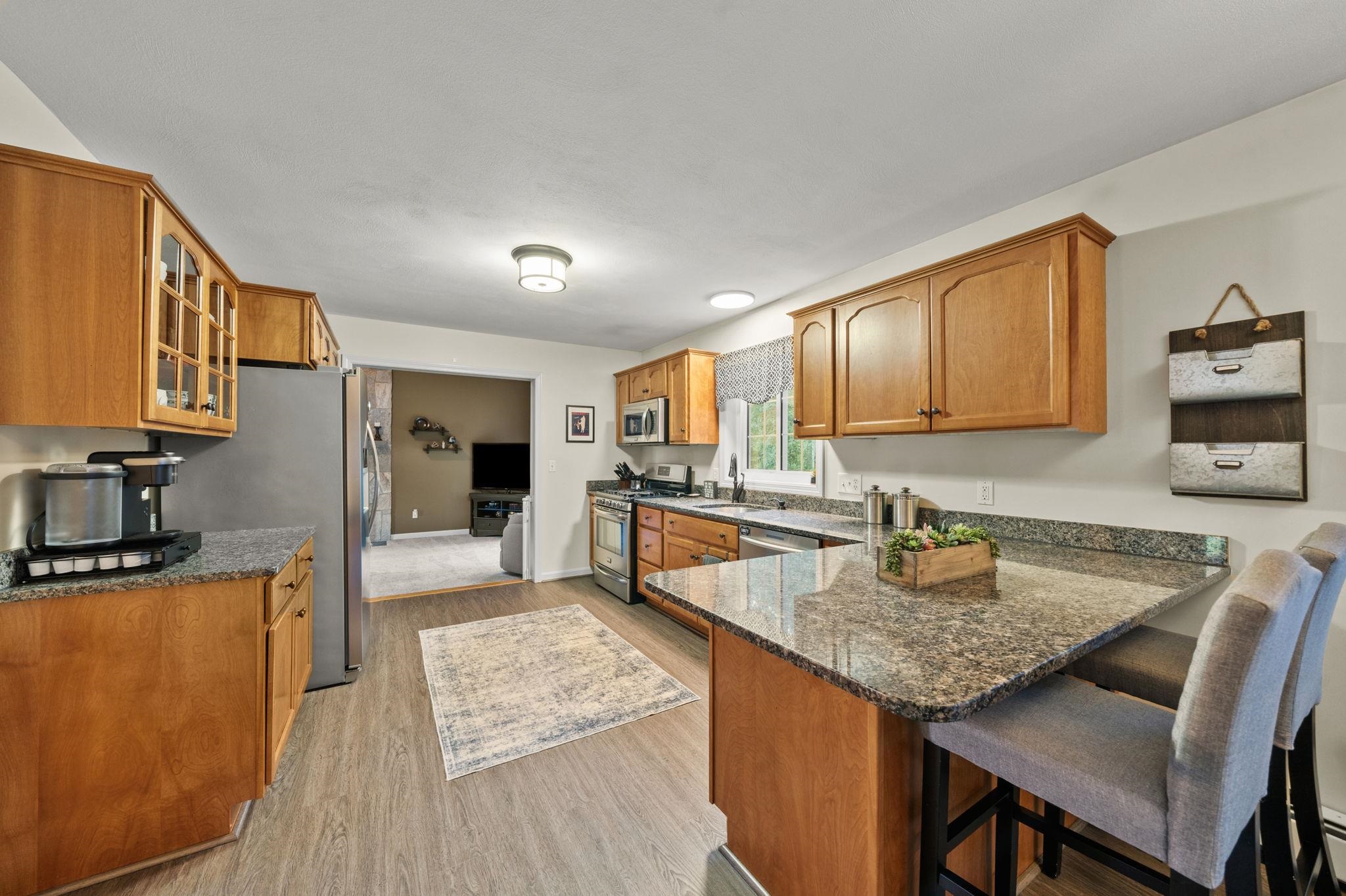 Photo 4 of Single family home for sale at 18 Quaker Ln, Seabrook, NH 03874 | MLS# 5110189 | Listing updated on 2026-09-17